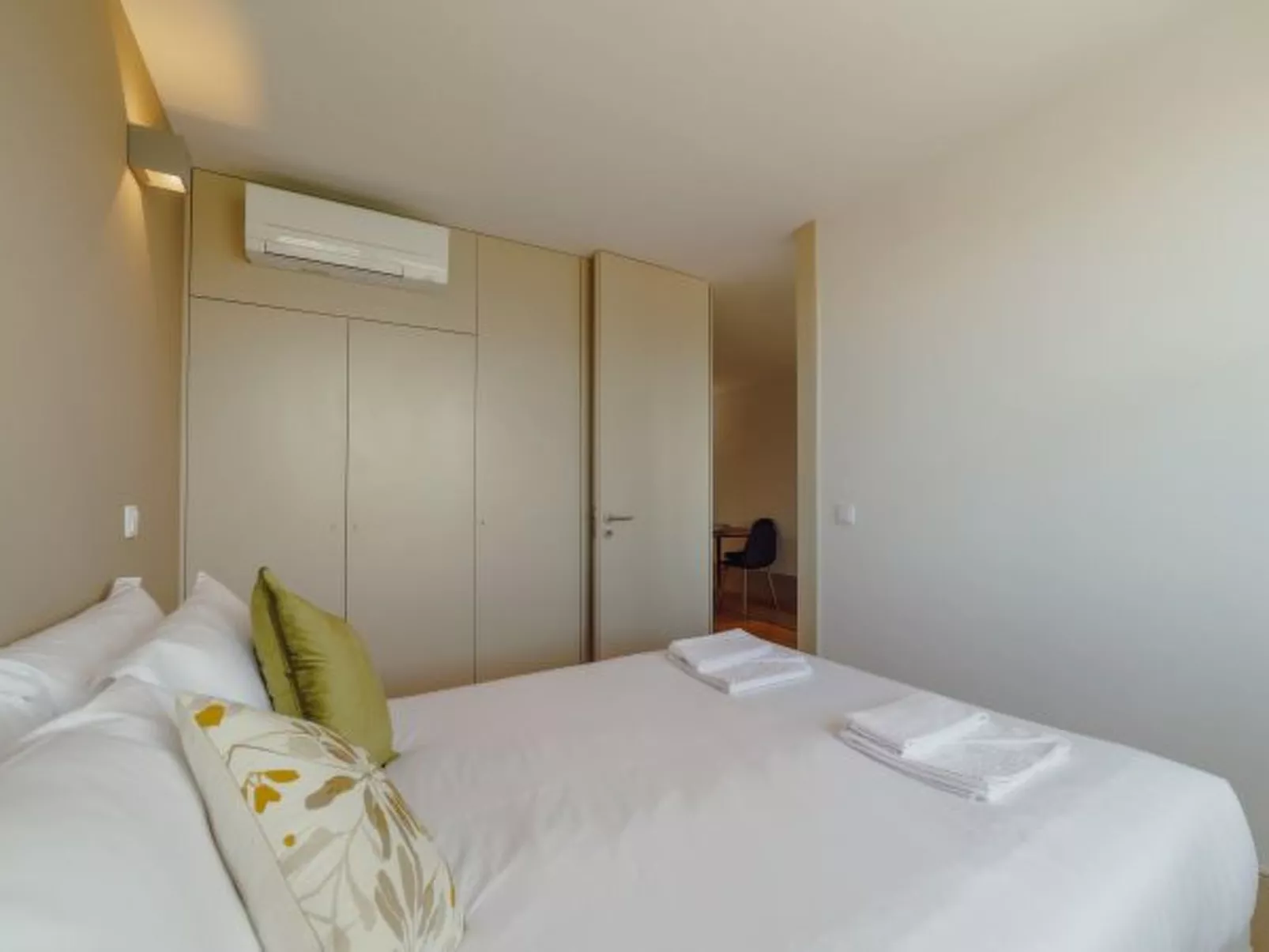 LEGACY OPORTO DESIGN APARTMENT G by VACATIONY - Binnen