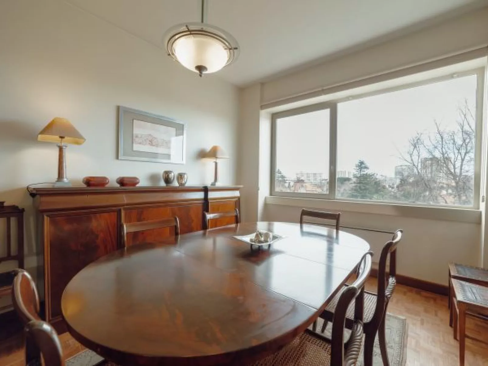 GRAND BOTANIC GARDEN APARTMENT by VACATIONY - Binnen