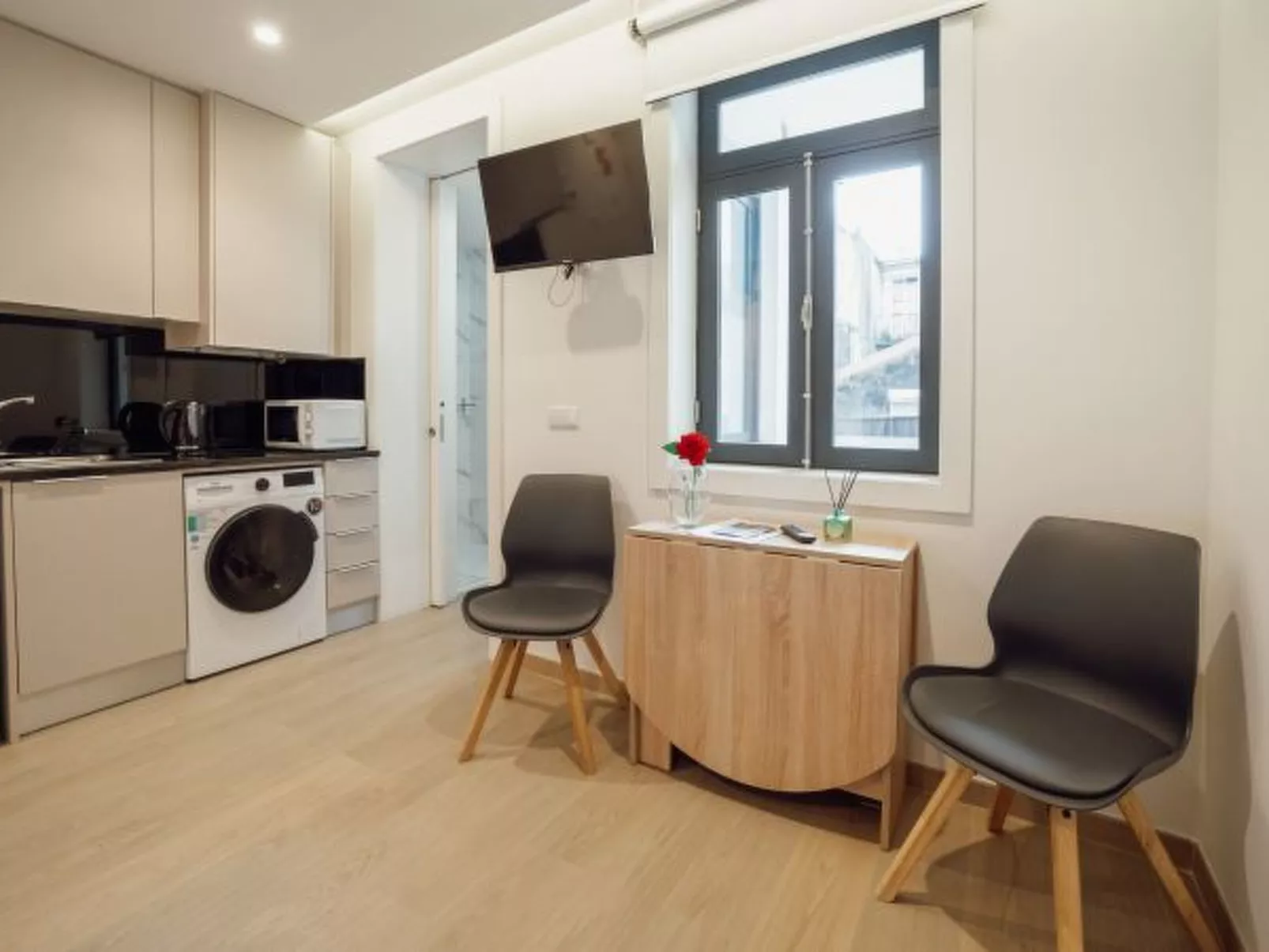 CARMO RESIDENCE PORTO - S. LUIS by VACATIONY - Binnen