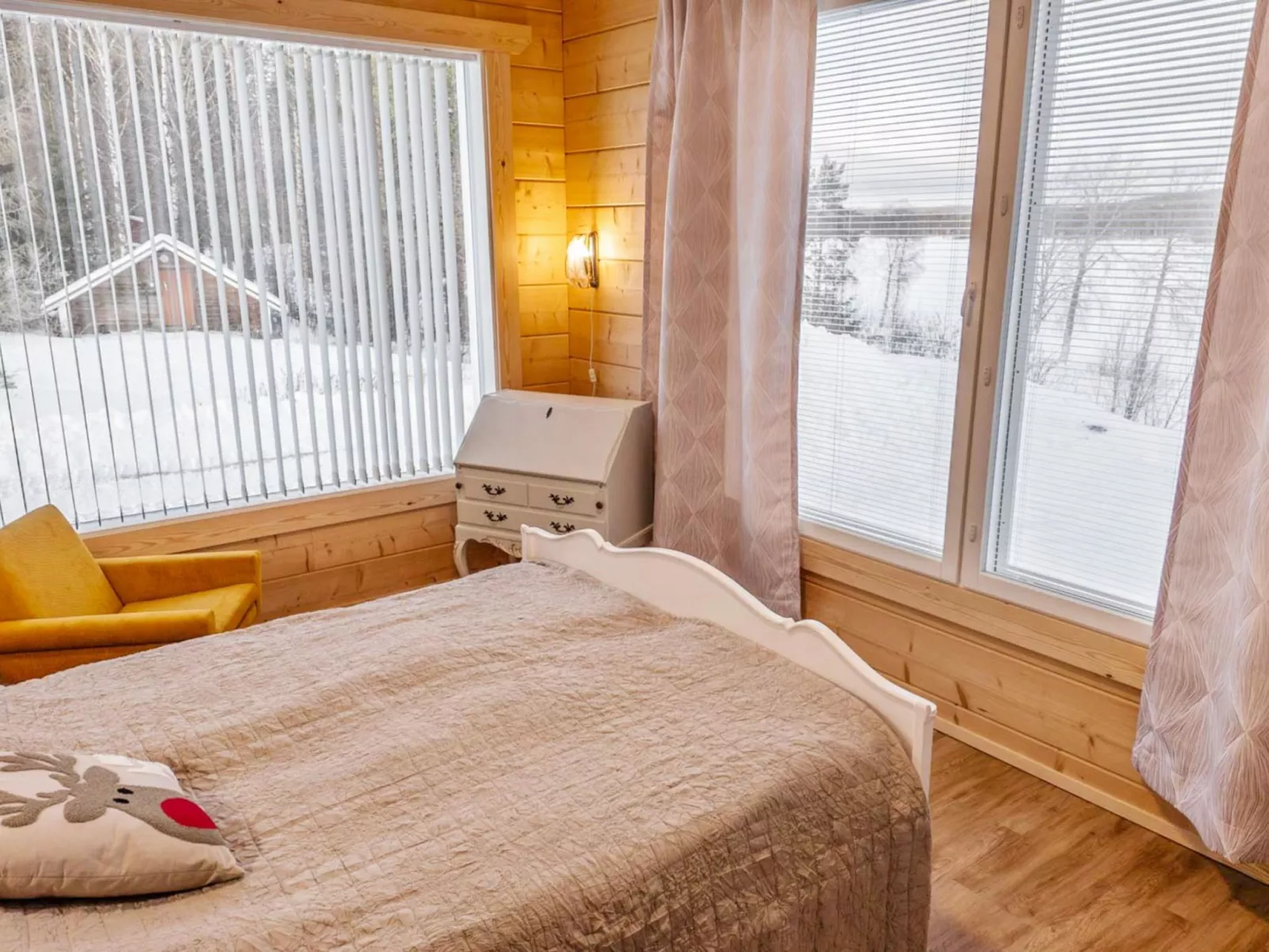 Villa lehtoniemi - Binnen