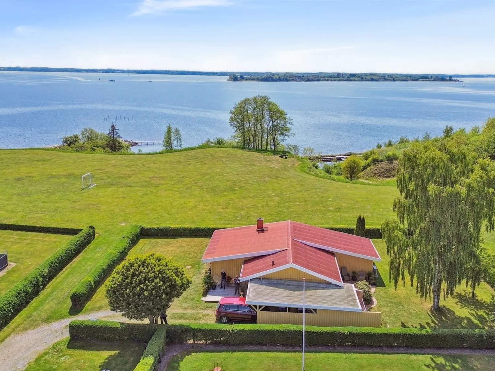 "Erin" - 200m from the sea - Buiten