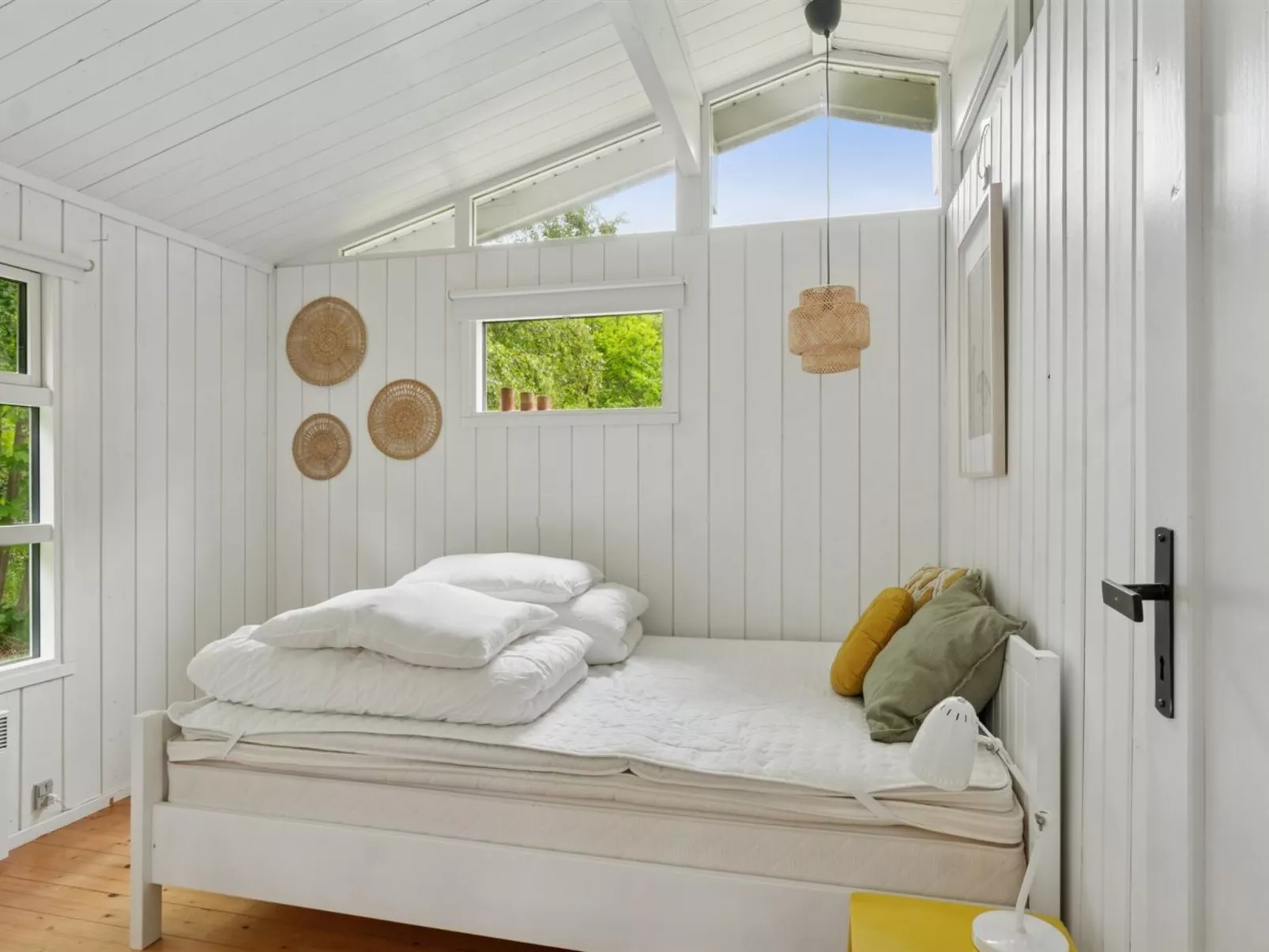 "Sylvana" -  from the sea - Binnen