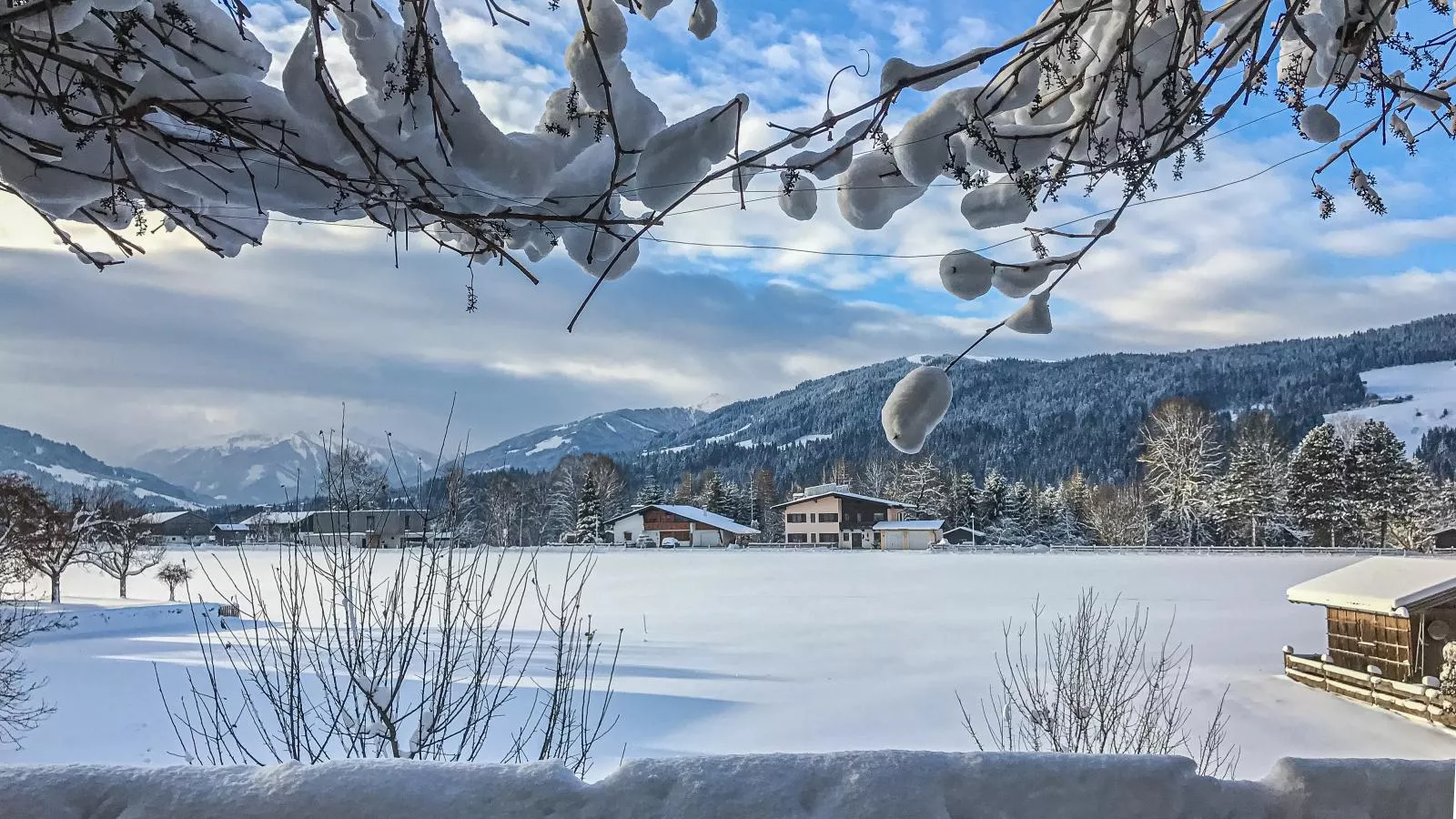 Panoramahaus Itter-Uitzicht winter