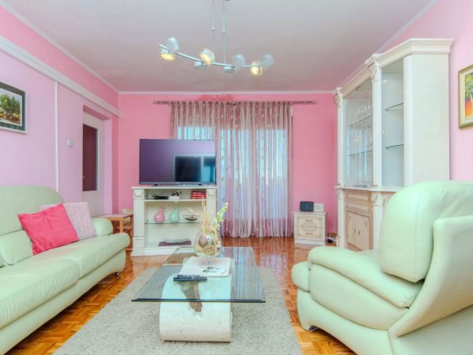 Villa Annamaria with large pool, Zadar - Image-tags.info