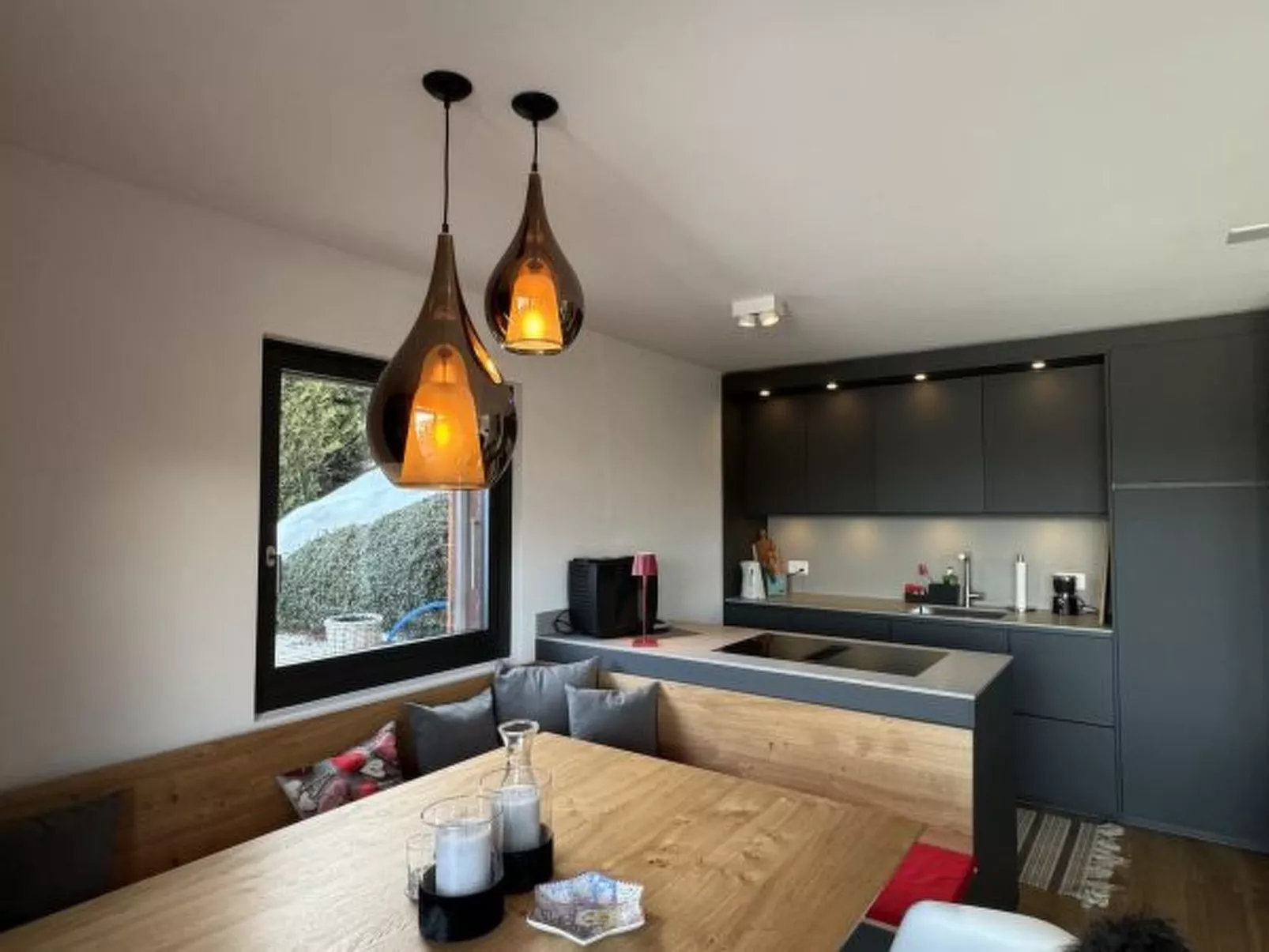 Mirador Alpine Horizon -Crans Montana- Swiss Alps - Binnen