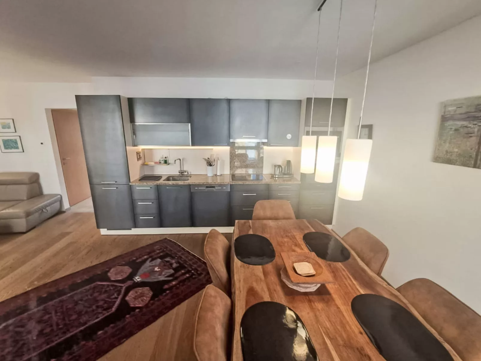 Dr. Adler Top 2 - Binnen