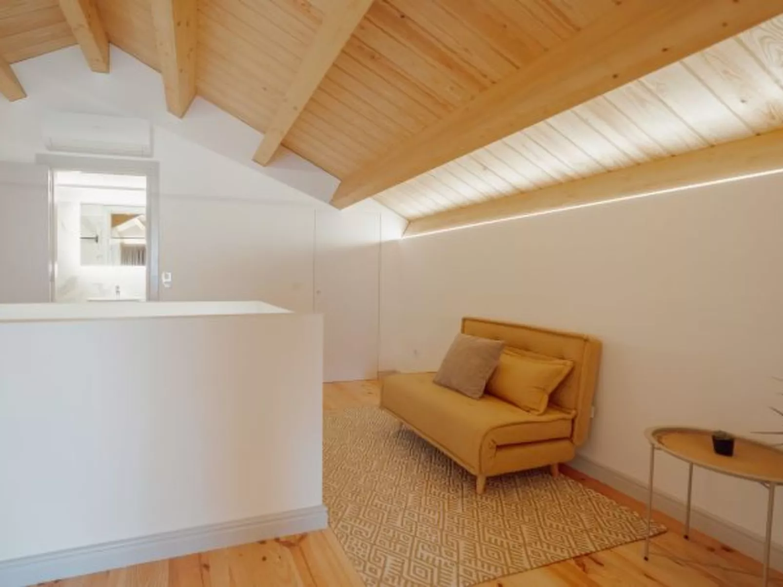 HEART OF PORTO APARTMENT E DUPLEX by VACATIONY - Binnen