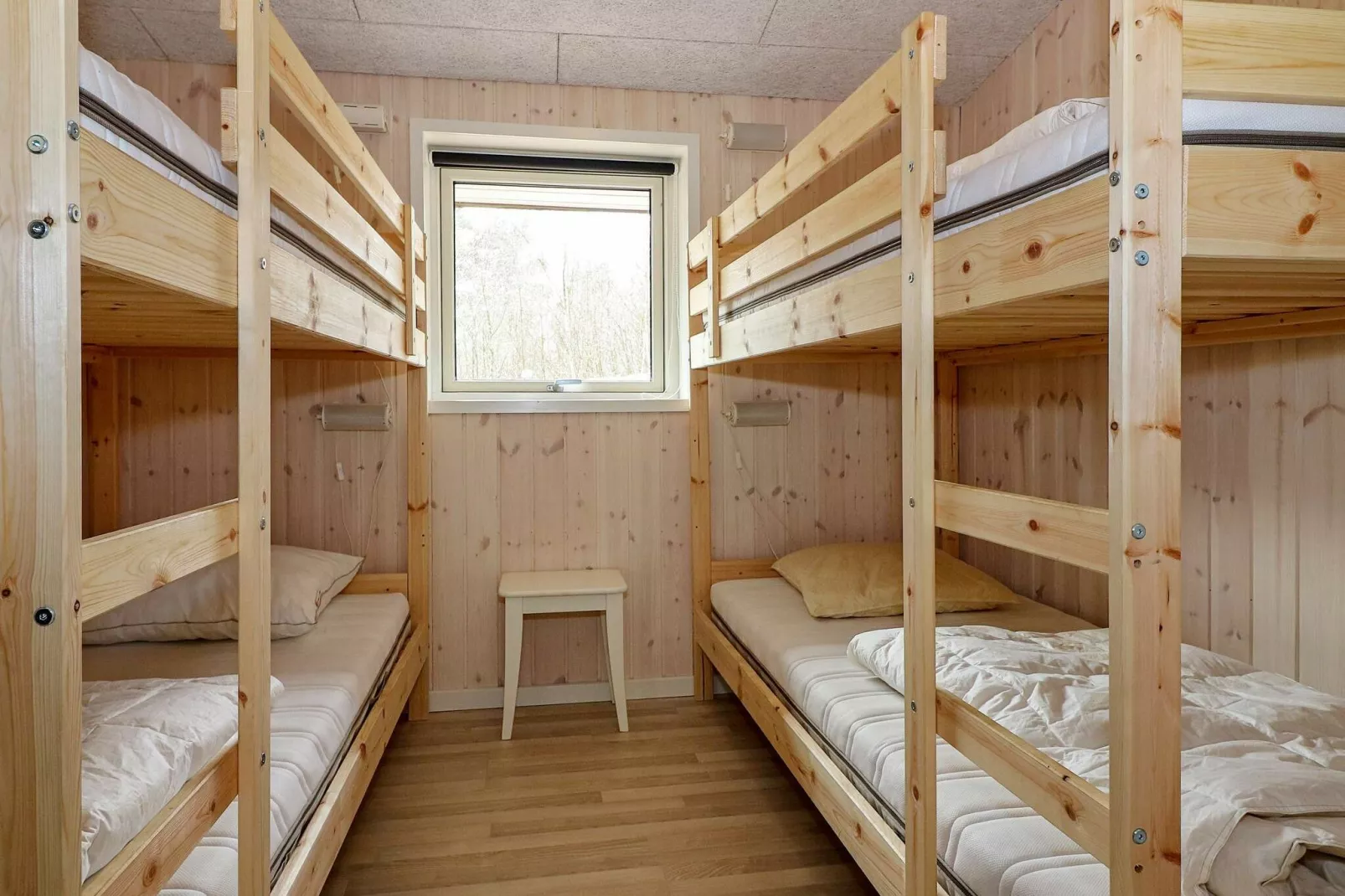 Comfortabel vakantiehuis in Hadsund met whirlpool-Binnen