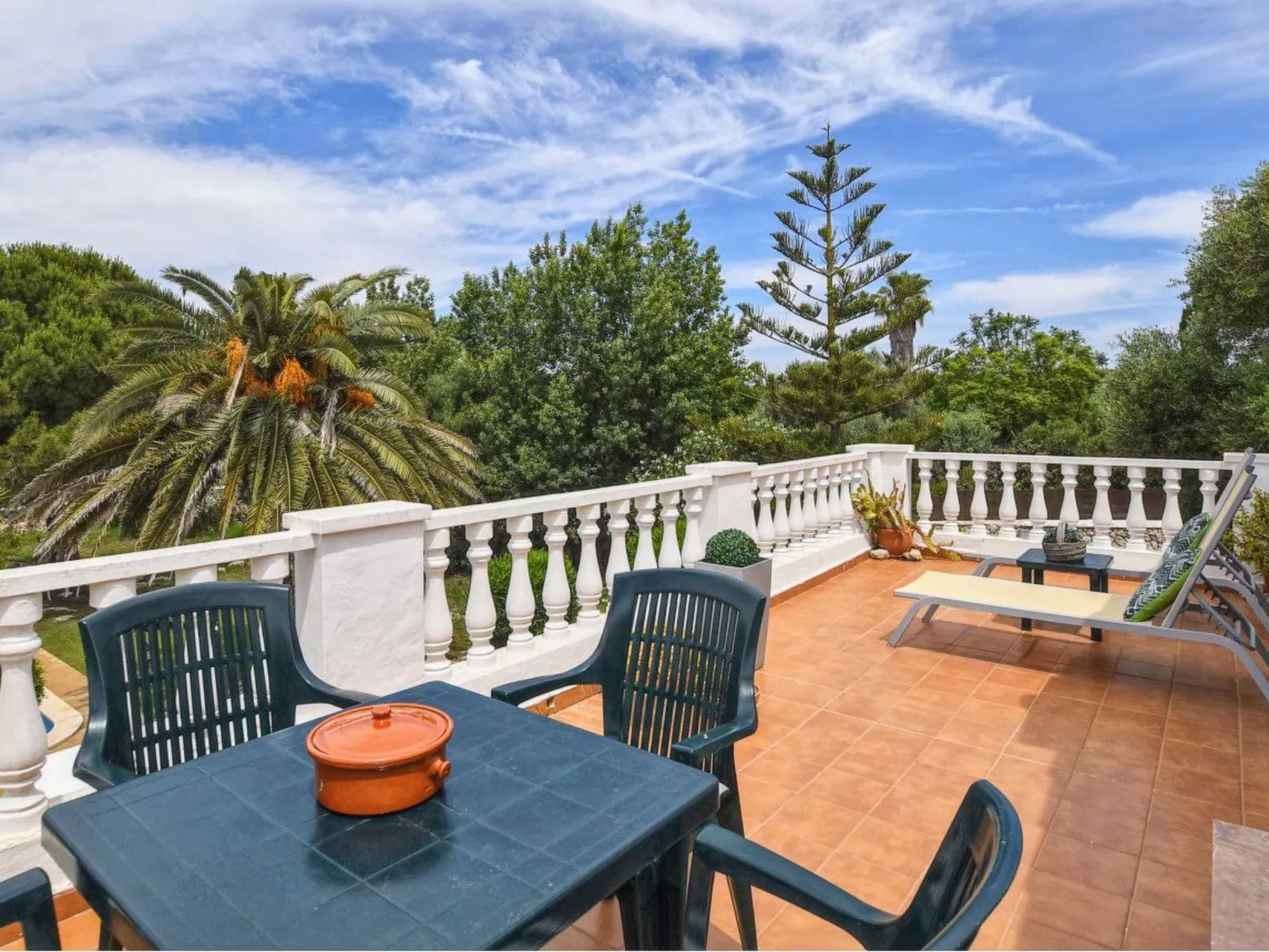 Traditionelles Landhaus 6 km vom Meer entfernt - Buiten