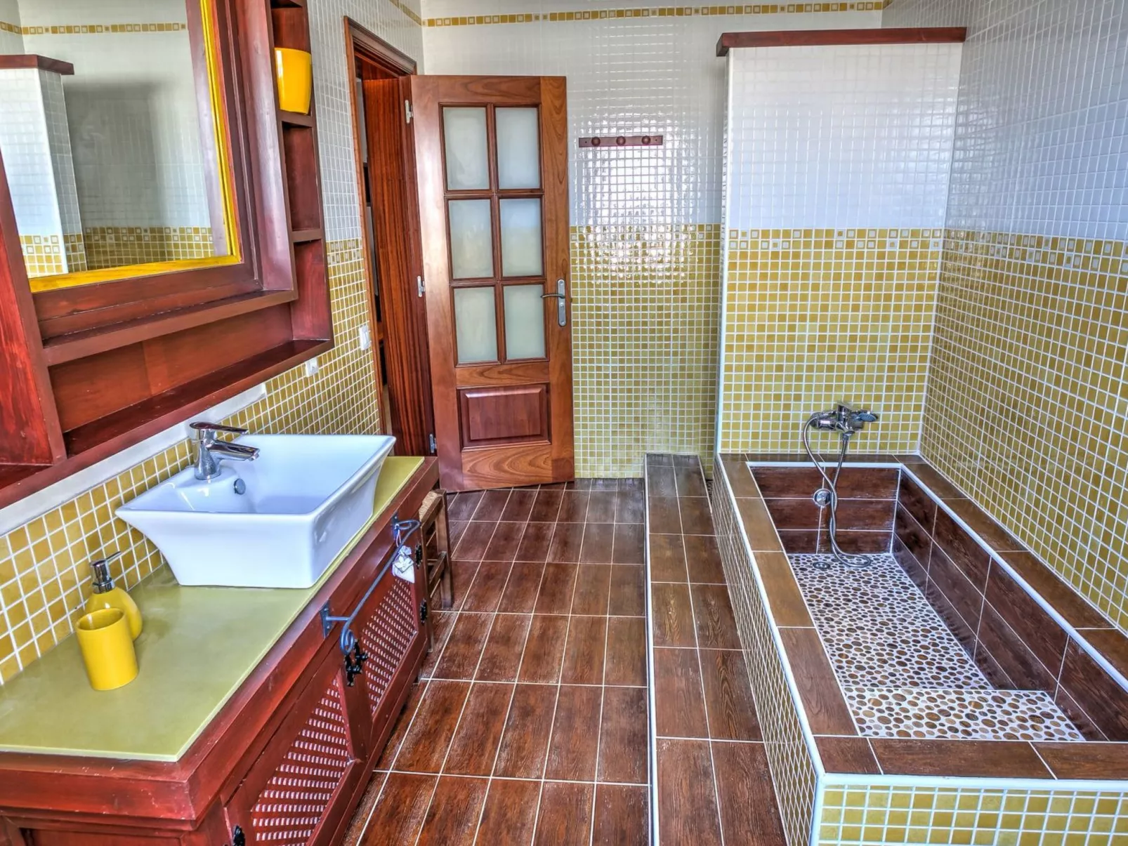 Villa mit privatem Pool - Binnen