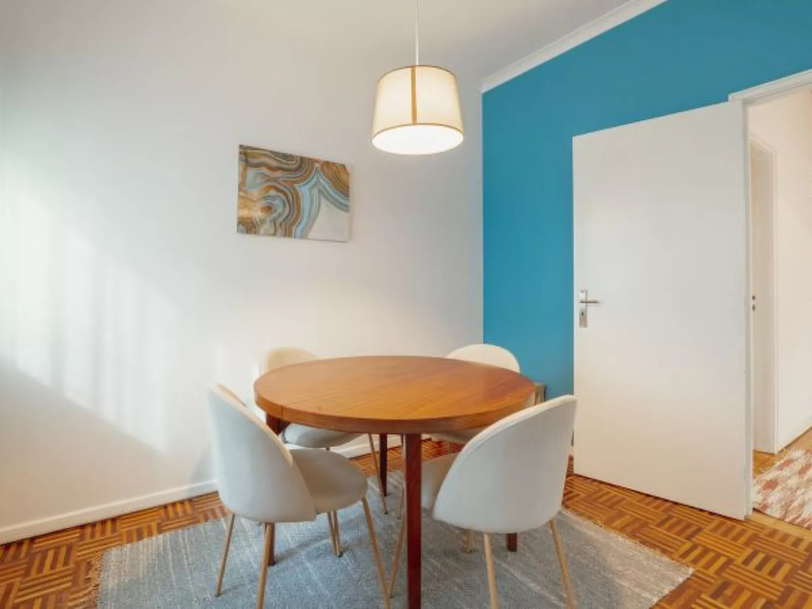 SUMMER FLAT by VACATIONY - Binnen