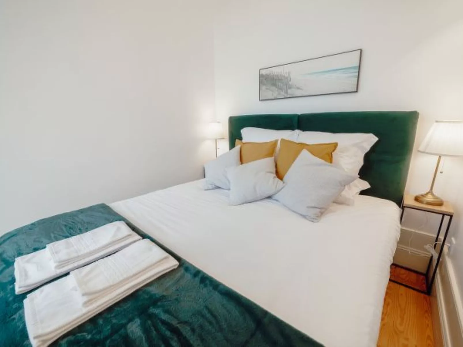 DOWNTOWN PREMIUM APARTMENT by VACATIONY - Binnen