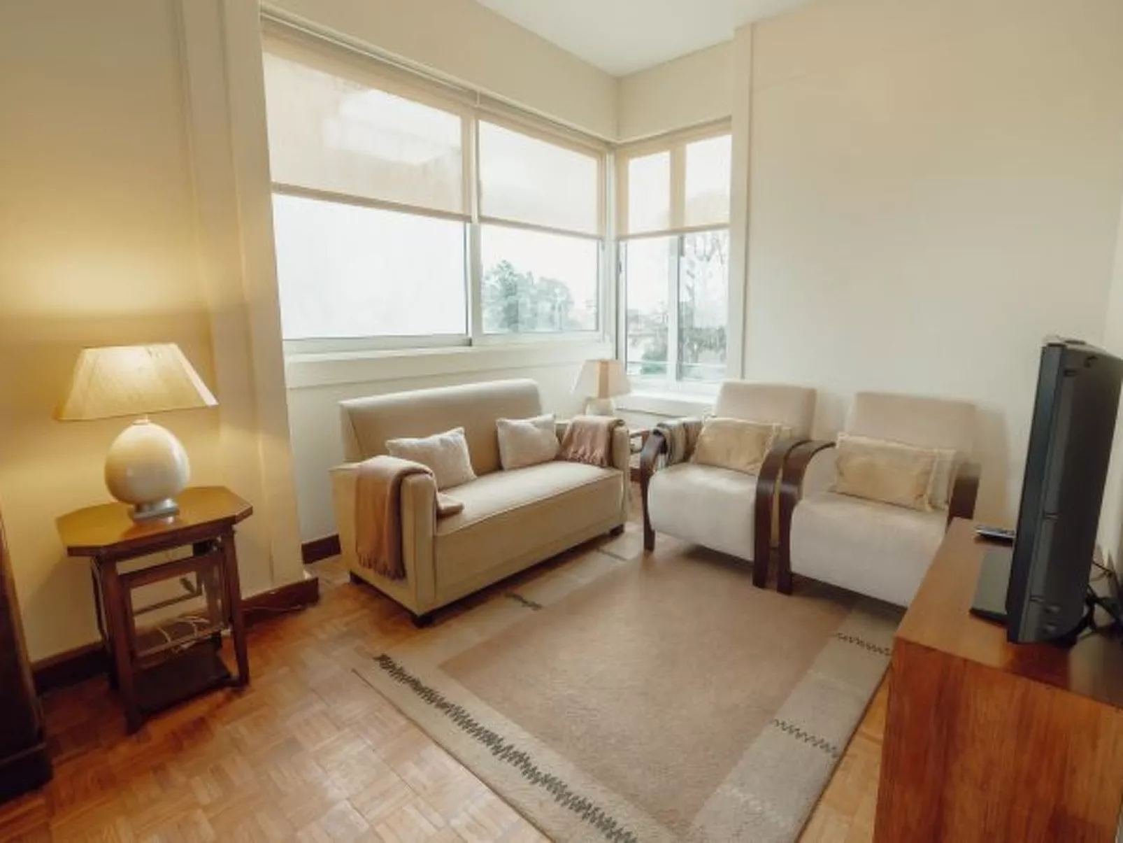 GRAND BOTANIC GARDEN APARTMENT by VACATIONY - Binnen