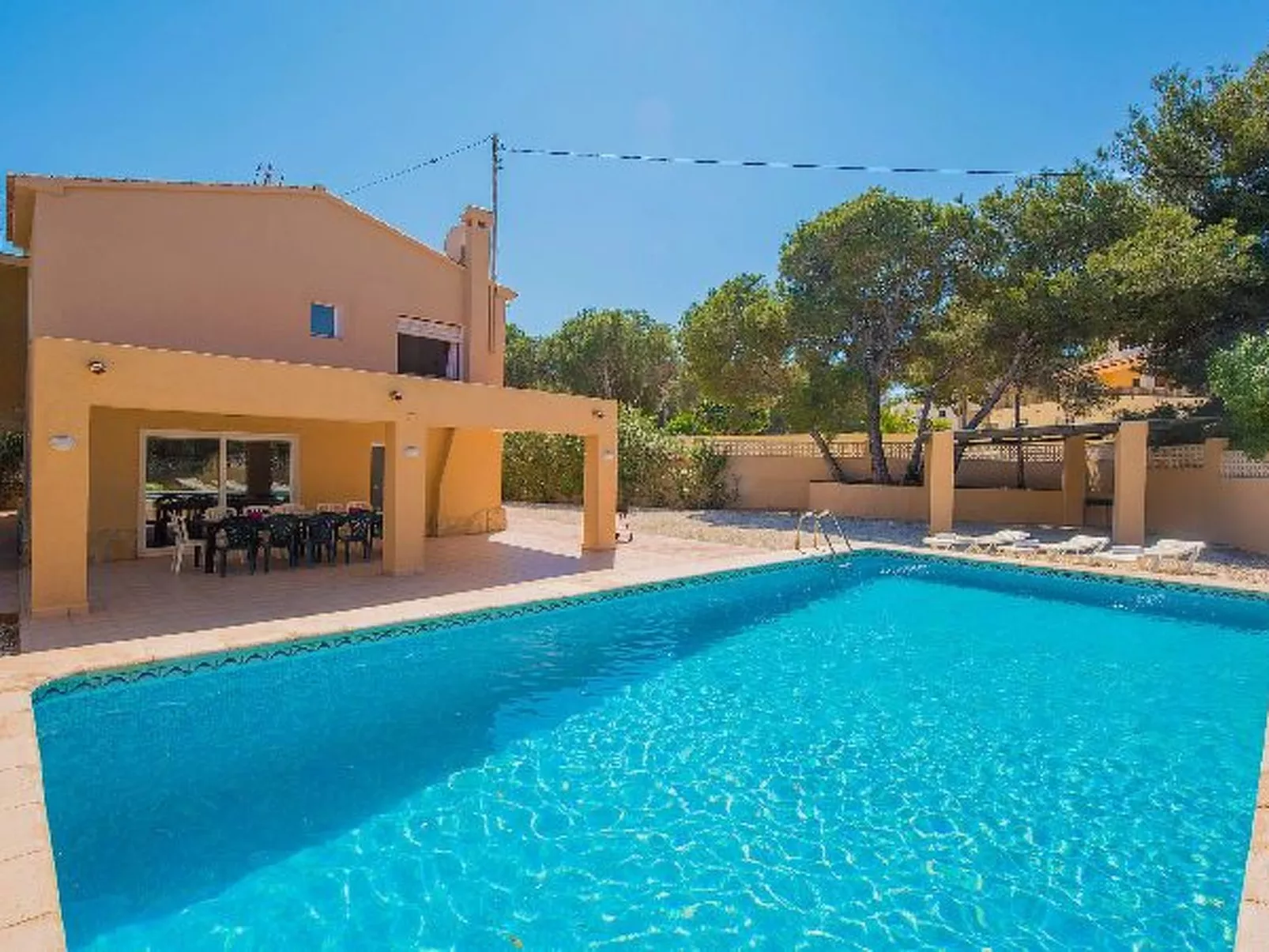 Villa Bernia - PlusHolidays - Image-tags.info