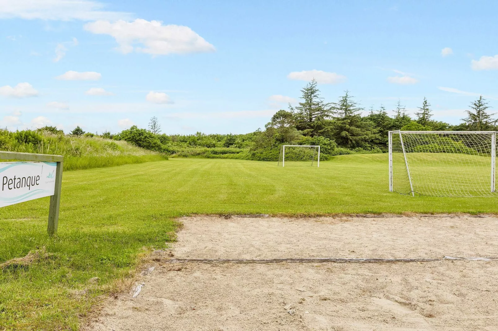 A-3½ roomrenovatedclose to beach - Buitenlucht