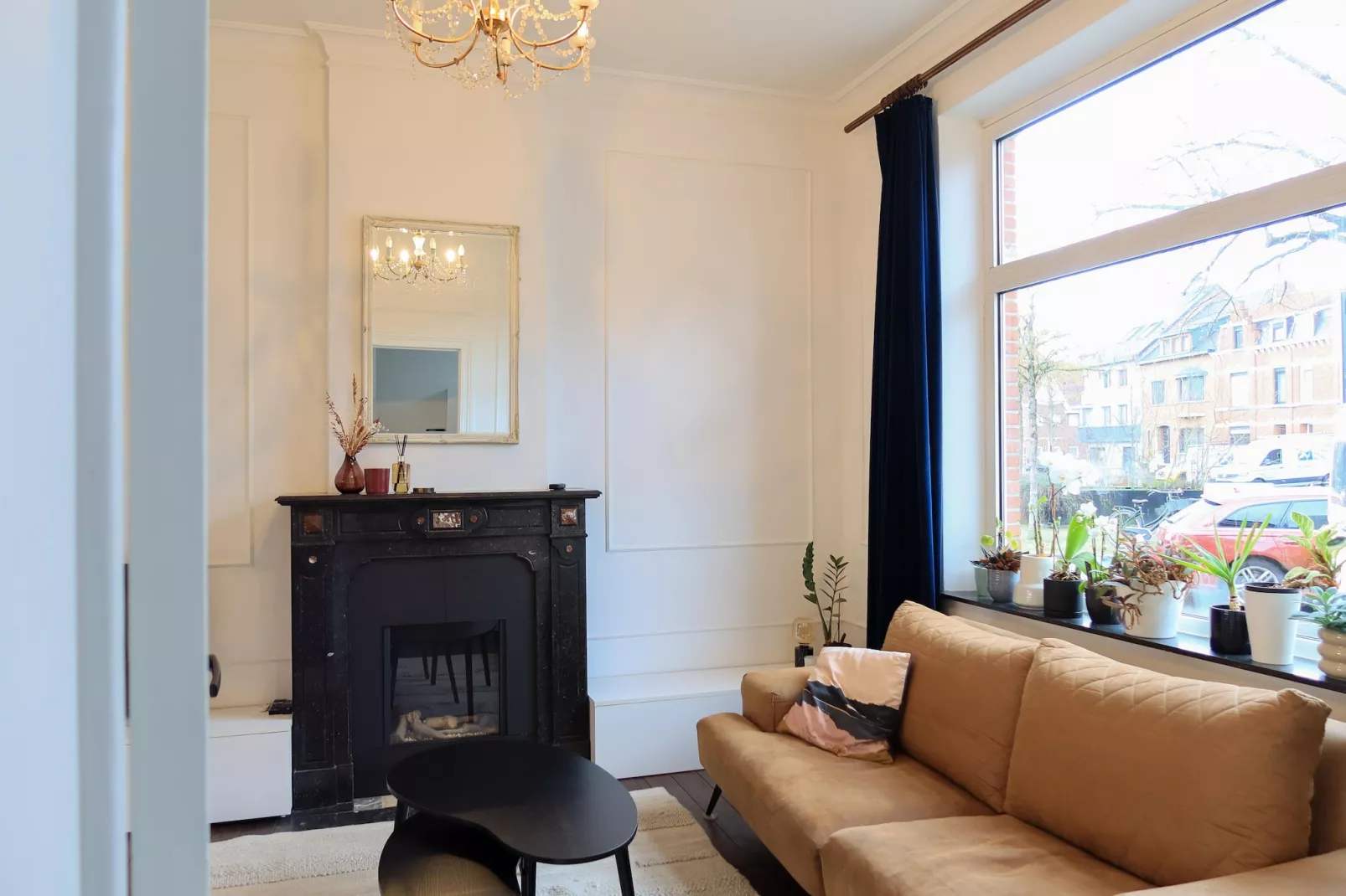 Cosy Courtyard House Hasselt - Woonkamer