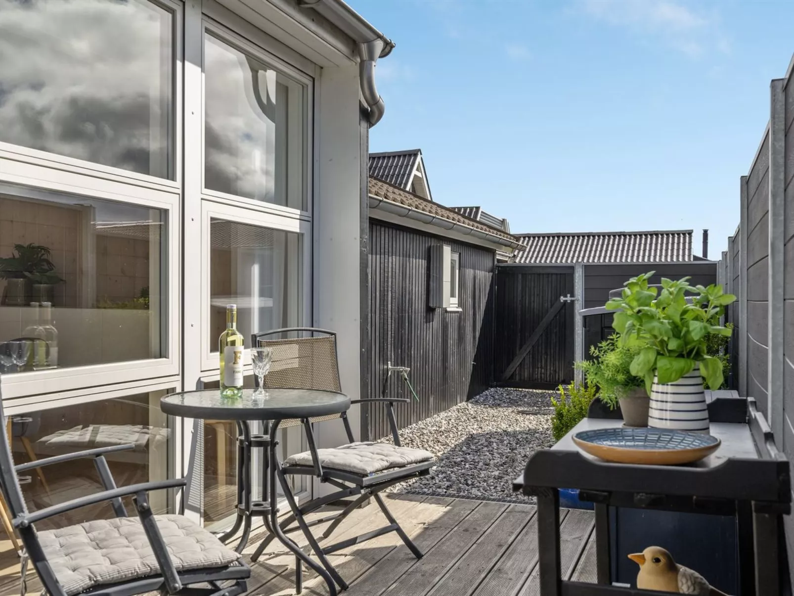 "Kei" - 75m from the sea - Buiten