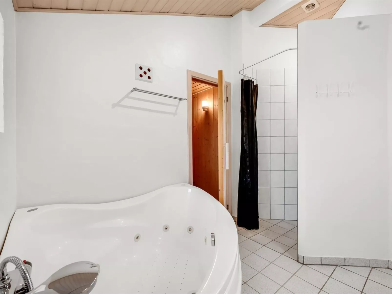 "Salla" - 1.2km from the sea - Binnen