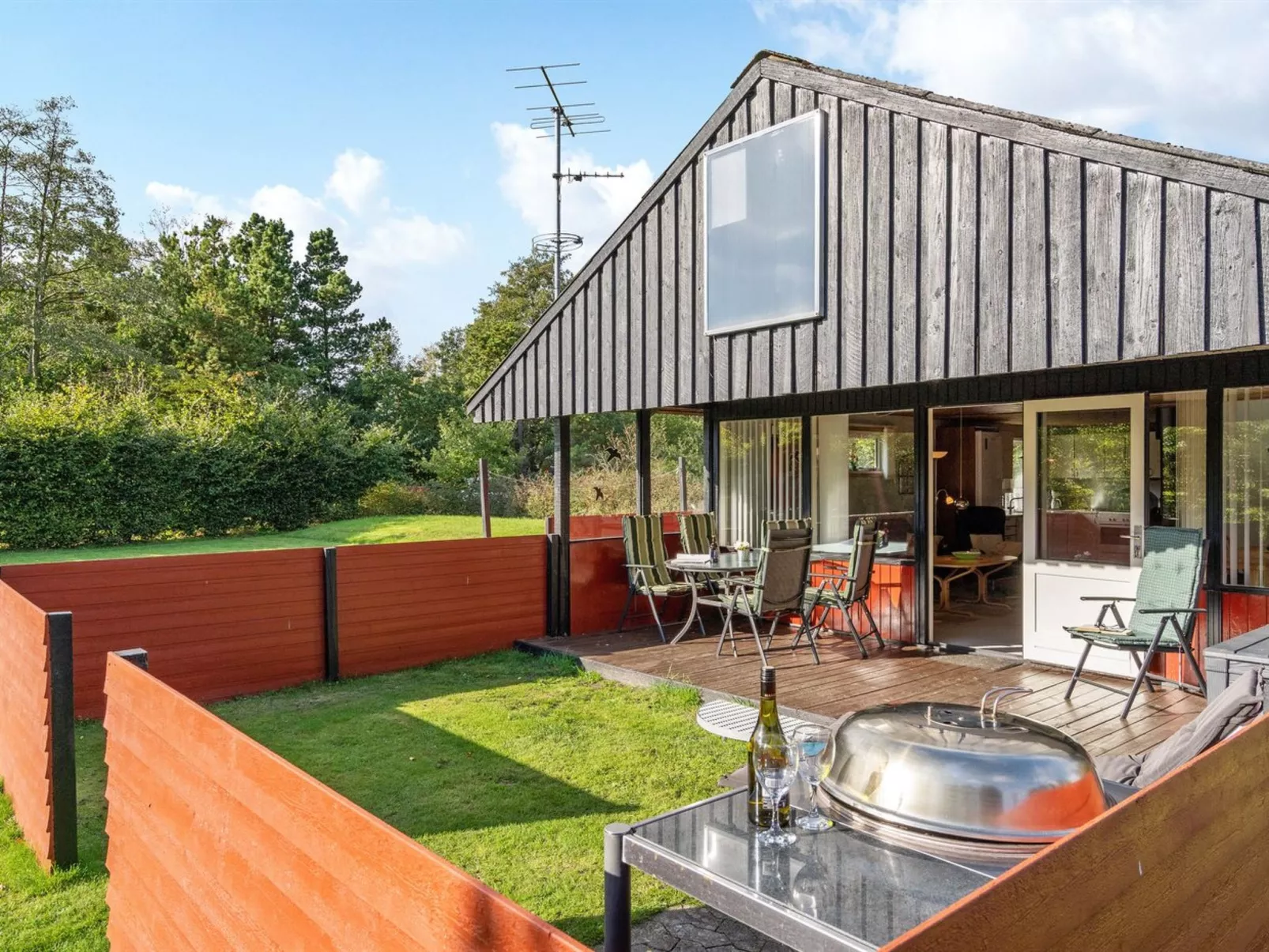 "Aswaldi" - 3.5km from the sea - Buiten