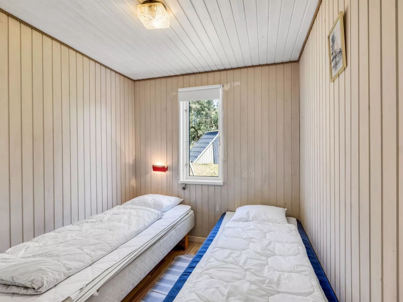 "Jonnhild" - 700m from the sea - Binnen