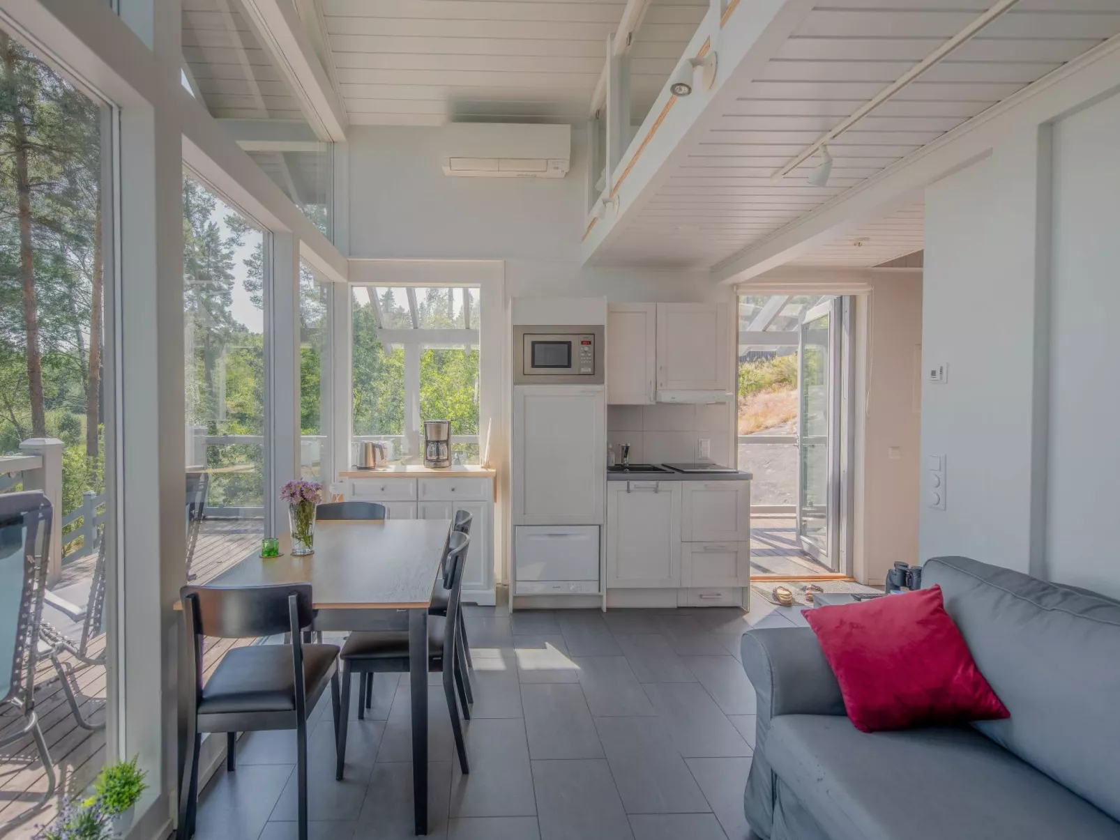 Sjöboda sea - Binnen