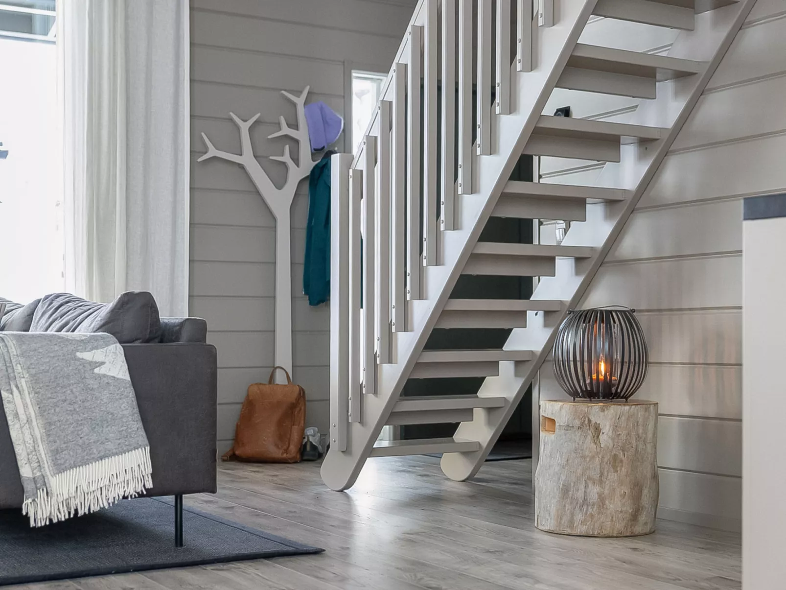 Loma-saaga 3 - Binnen