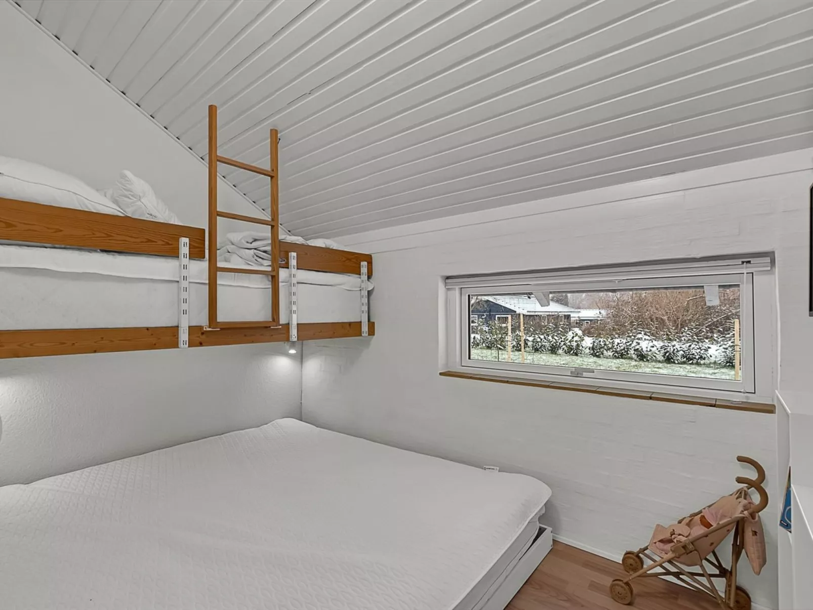 "Hielm" - 490m from the sea - Binnen