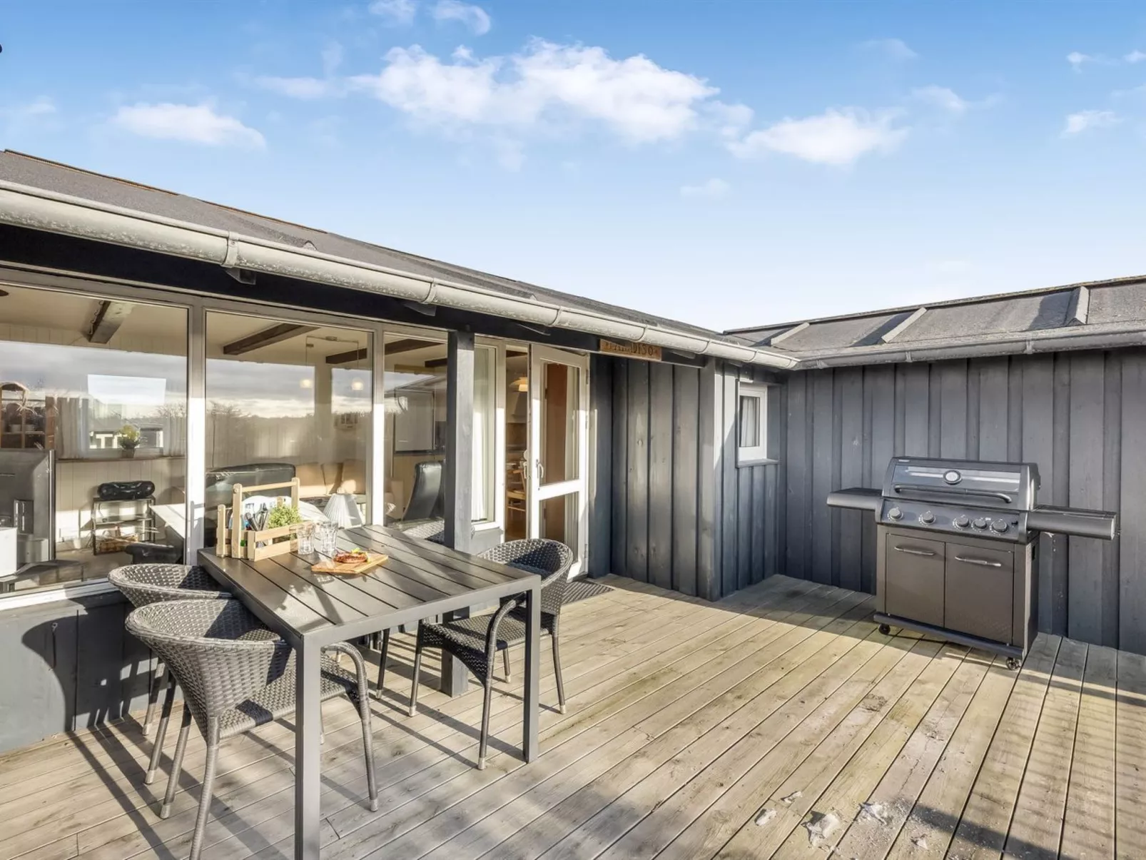 "Pihla" - 150m from the sea - Buiten