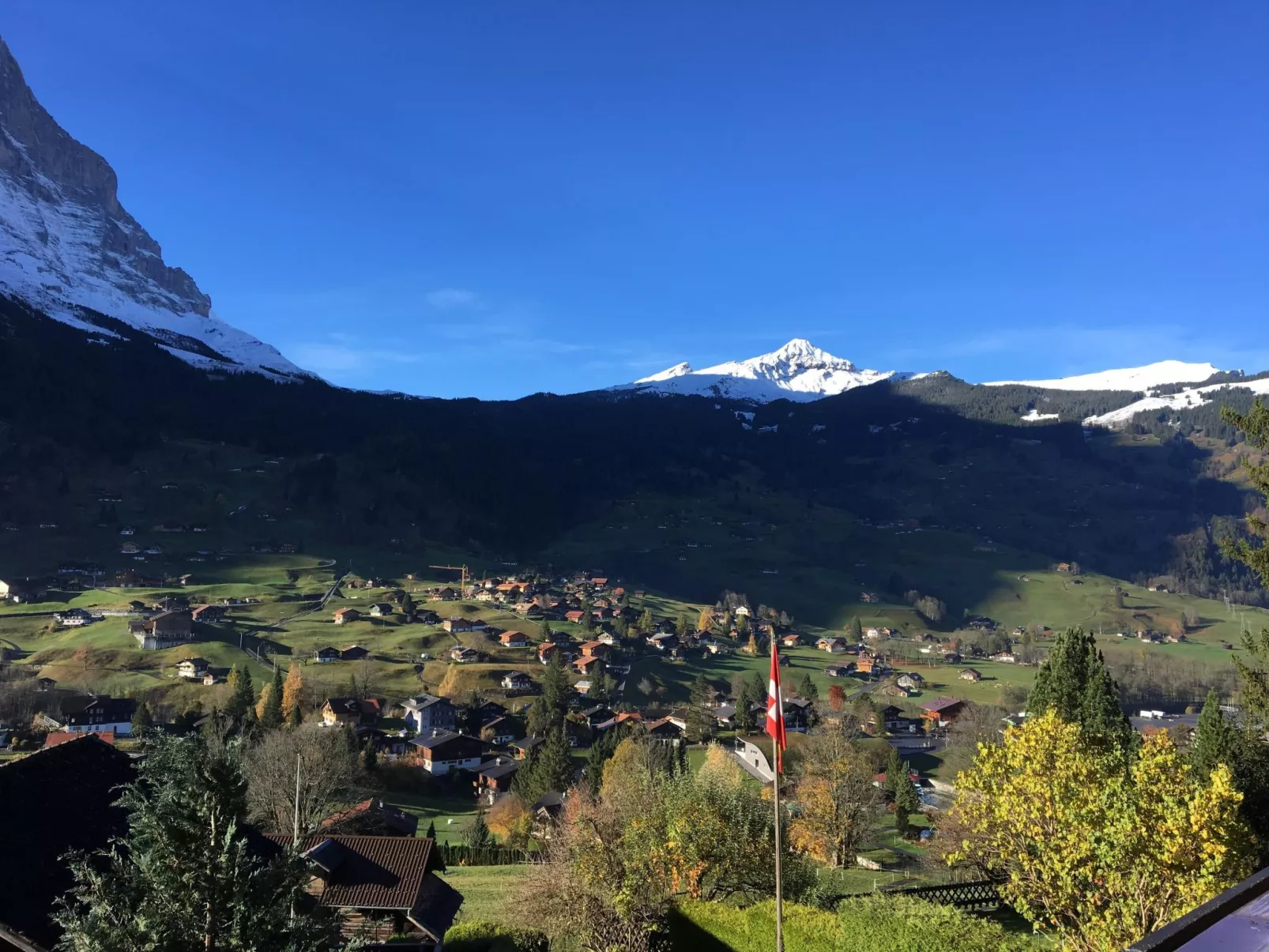 Bim Bühlmättli 4 Bett Wohnung - Buiten
