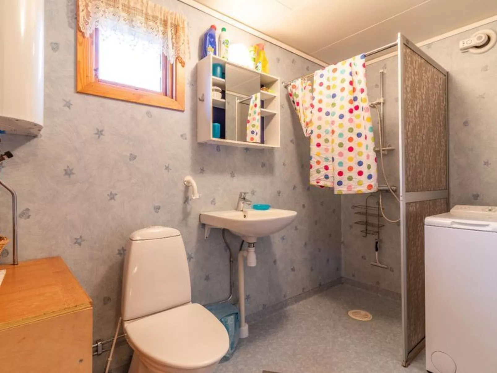 Gemütliches Cottage mit Whirlpool - Binnen