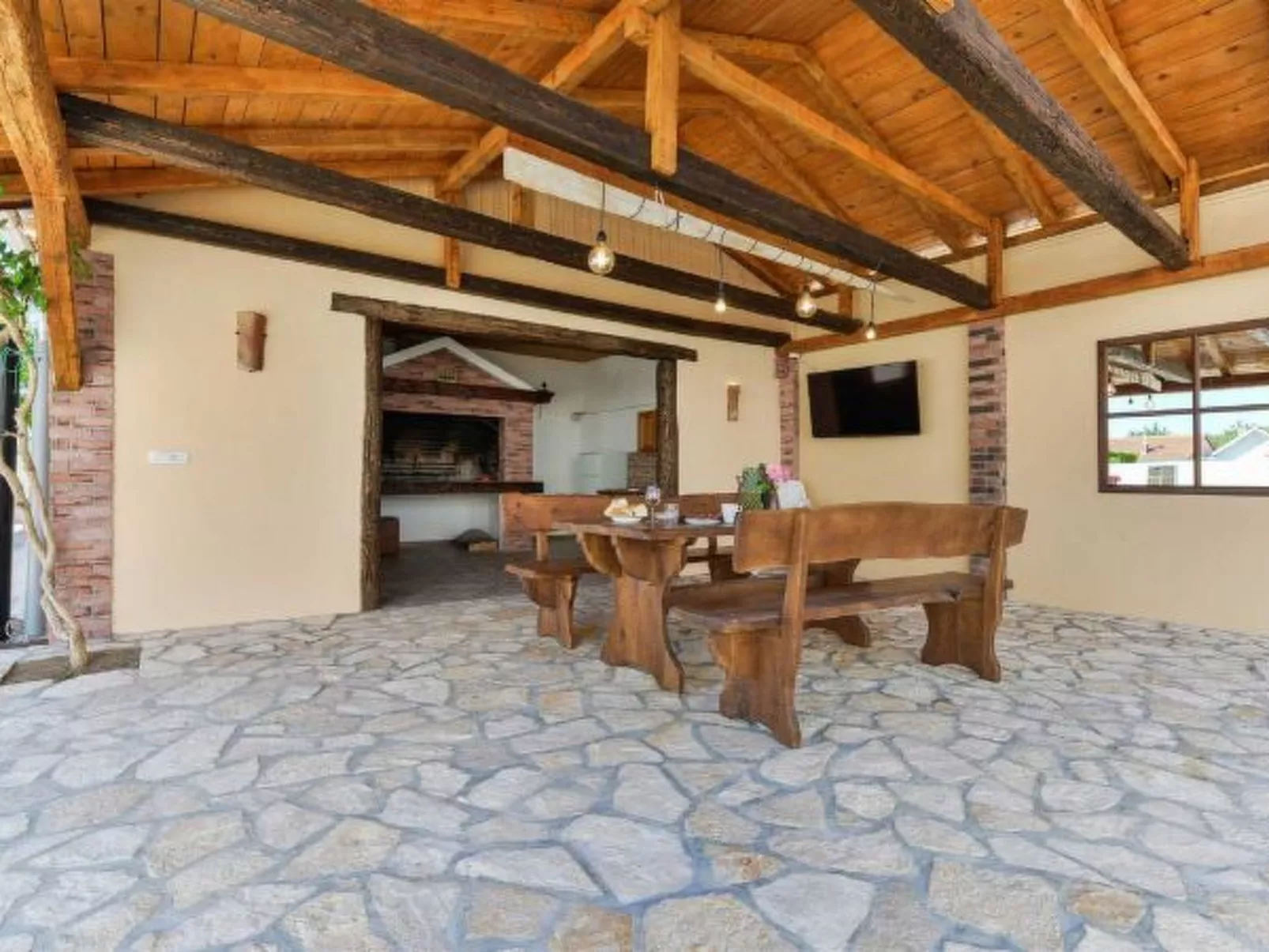 Villa Marinic with heated pool and entertainment r - Image-tags.info