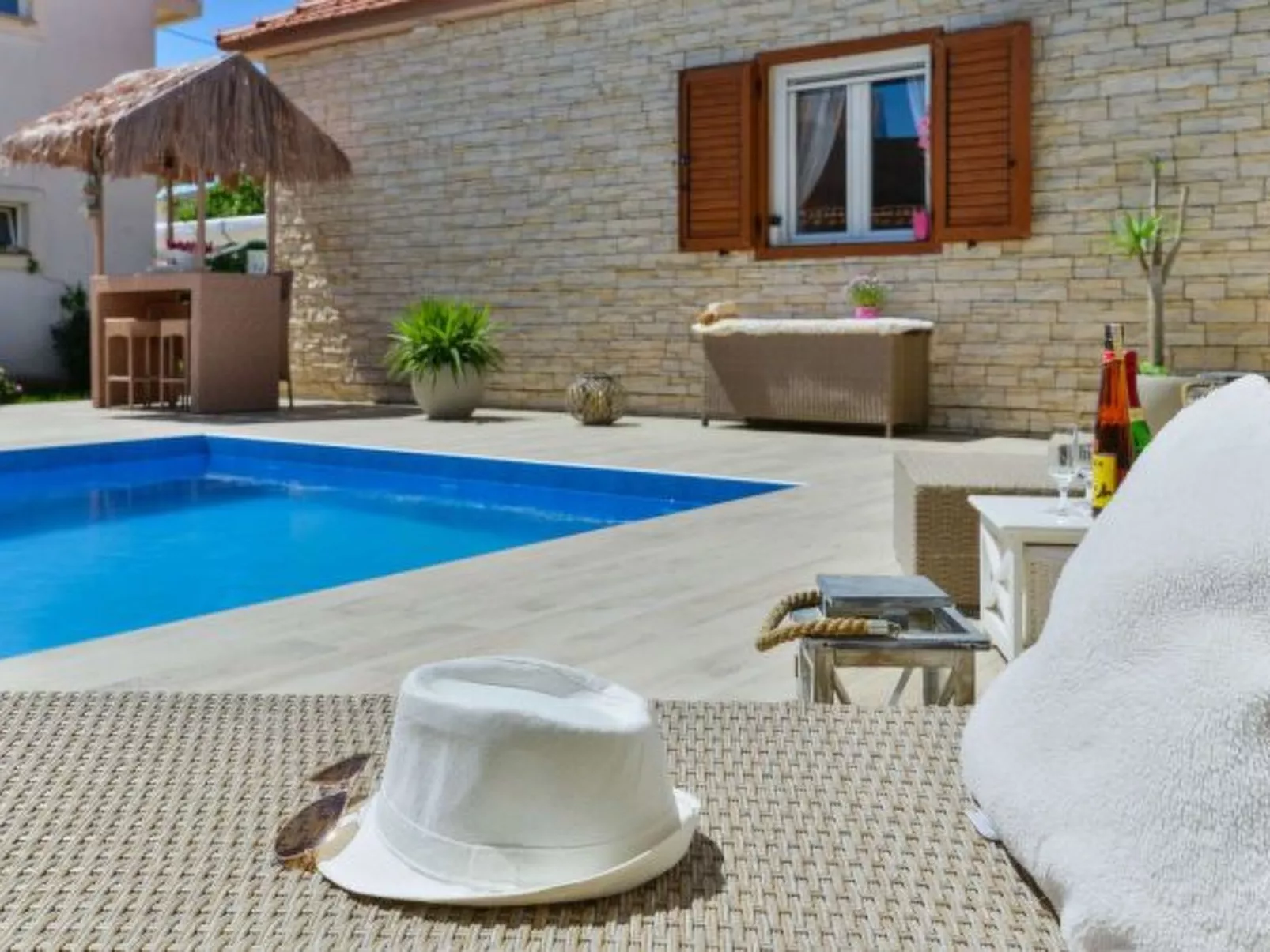 Modern Holiday house Gatsby only 40m from the sea - Image-tags.info