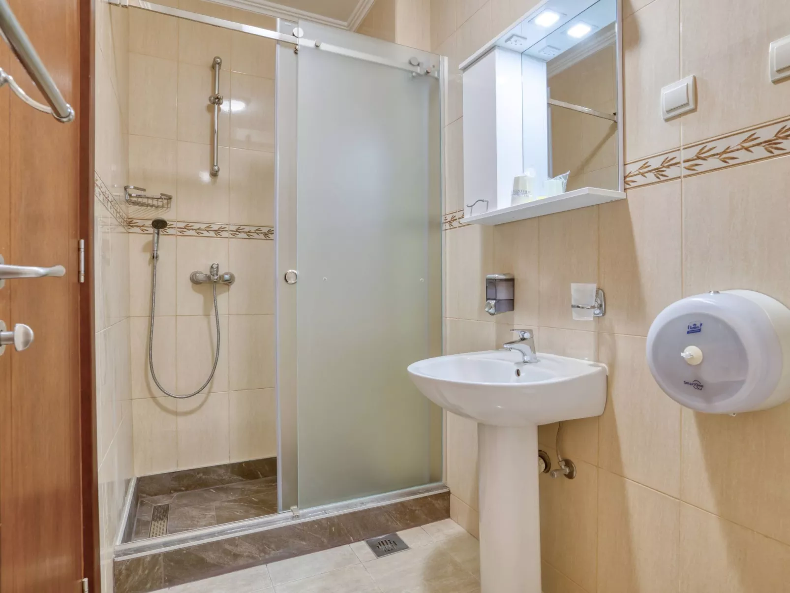 Wohnung "Premier" mit Meerblick - Binnen