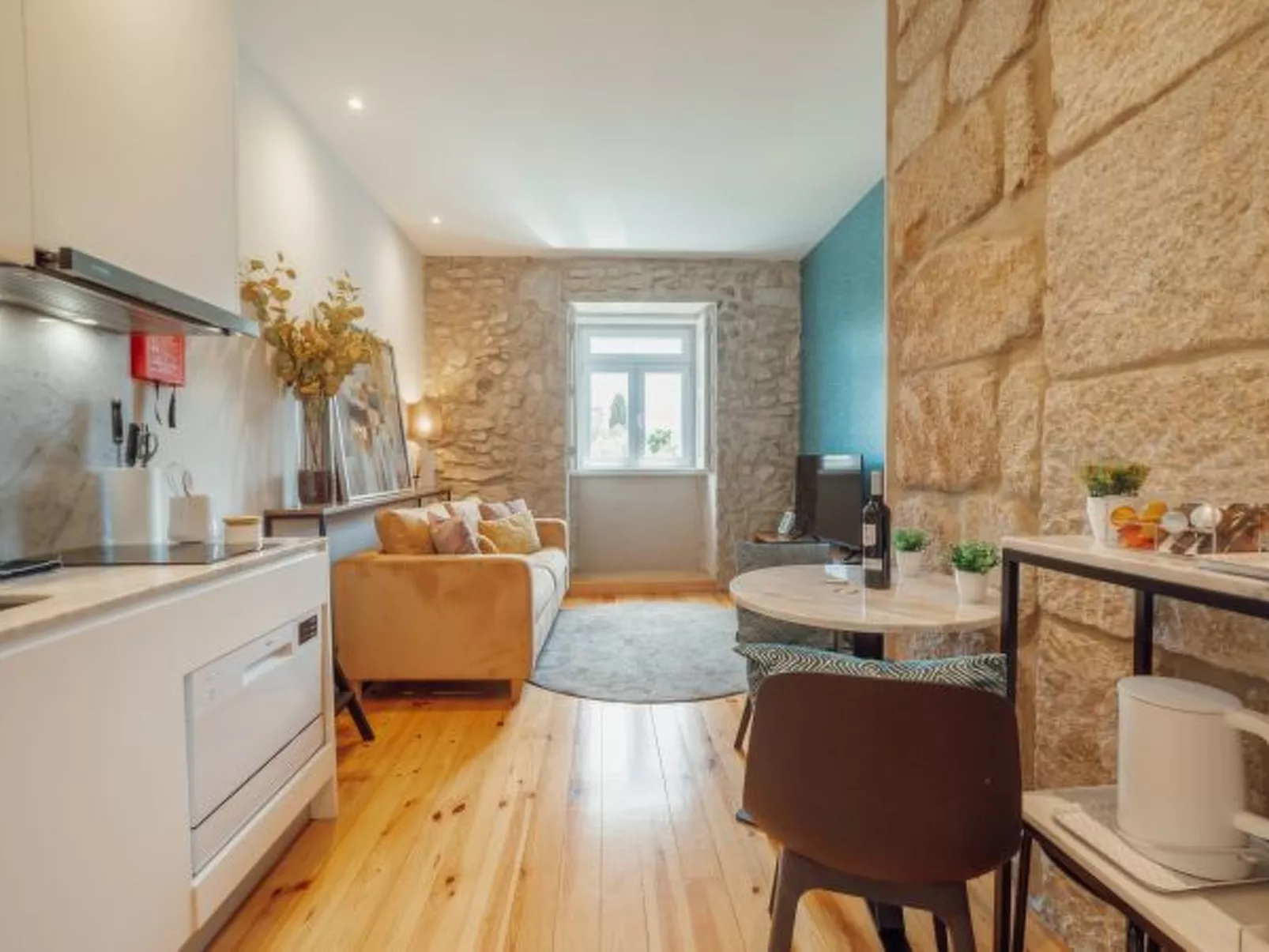 OPORTO POOL APARTMENT by VACATIONY - Binnen