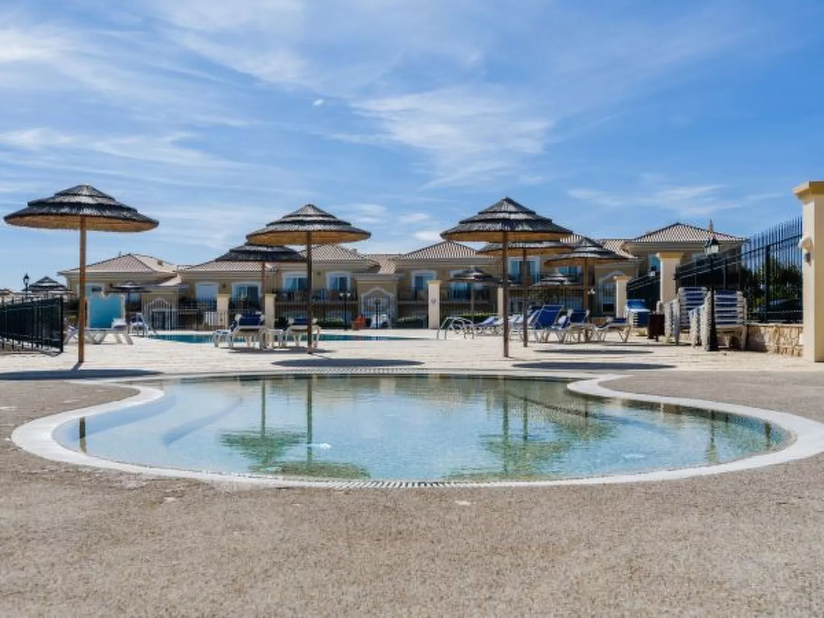 Fairviews Village - Boavista Resort in Lagos - Buiten