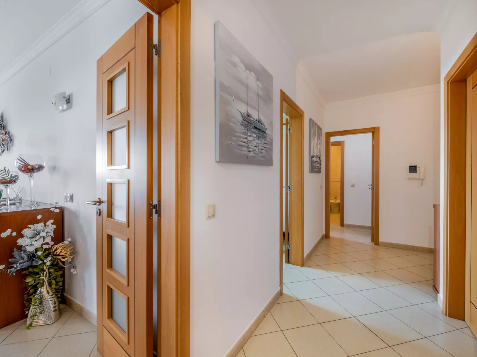 Cristina Inn - Binnen