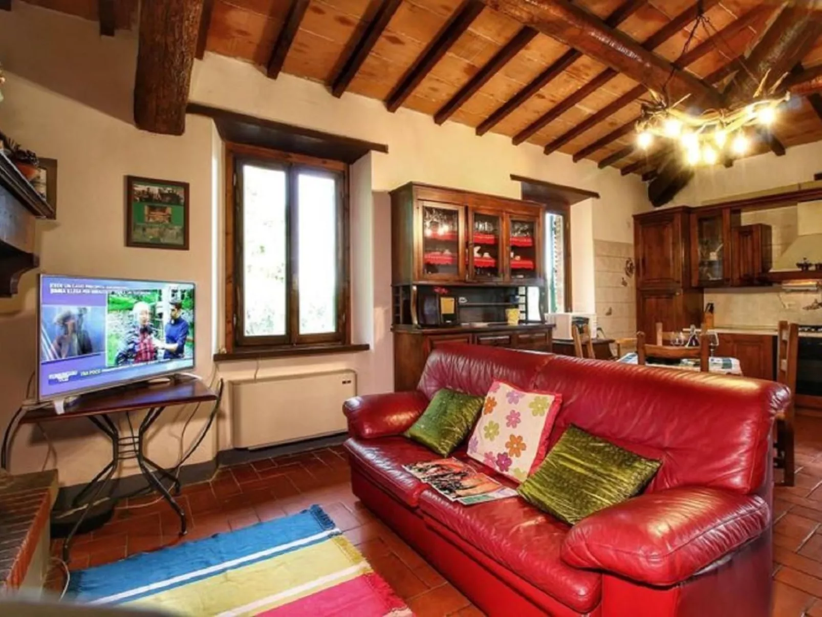 Le Corniole mit Pool, Jacuzzi und Grill - Image-tags.info