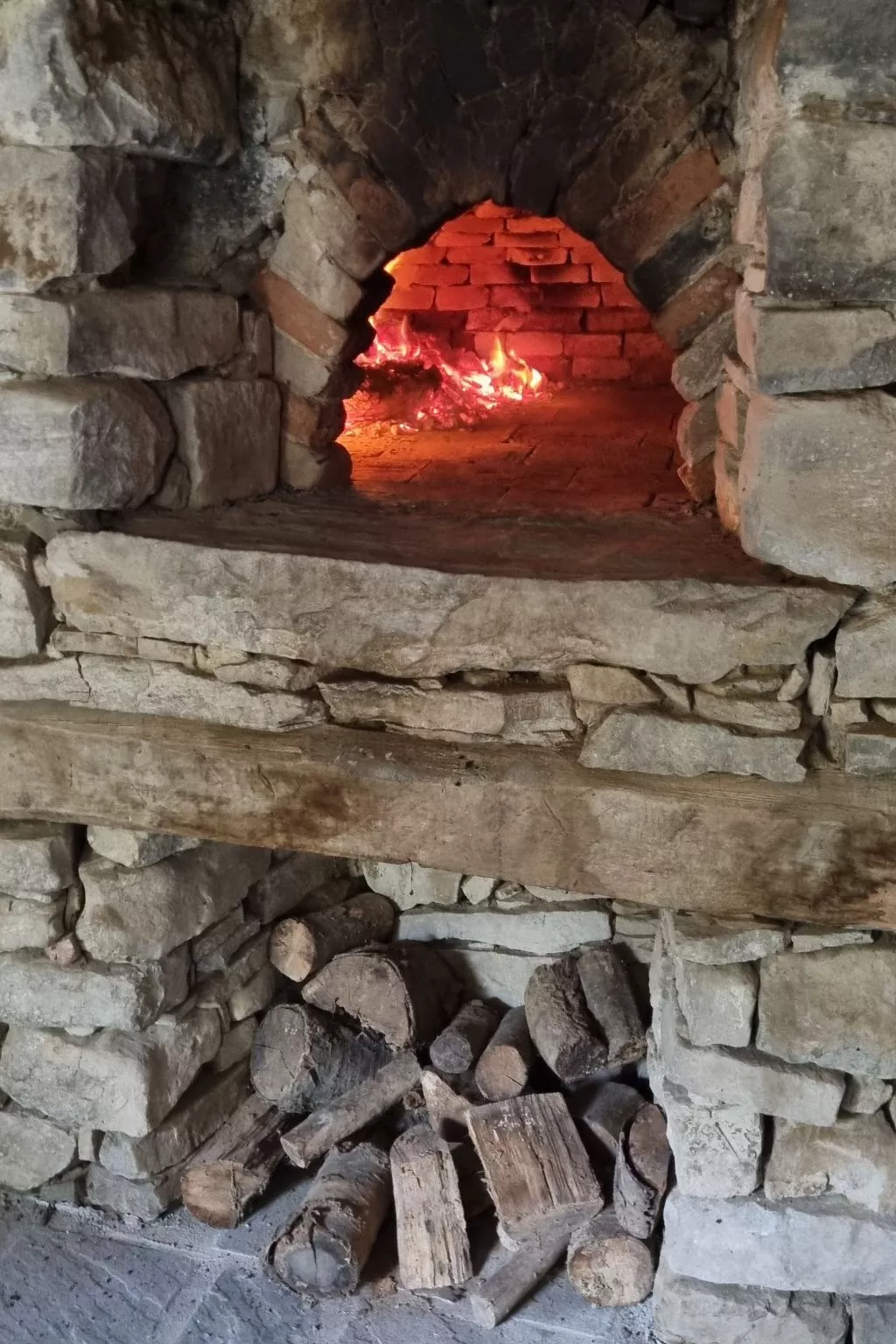 Rustikales und charmantes Doppelzimmer "Olmo Gentile" - Buiten