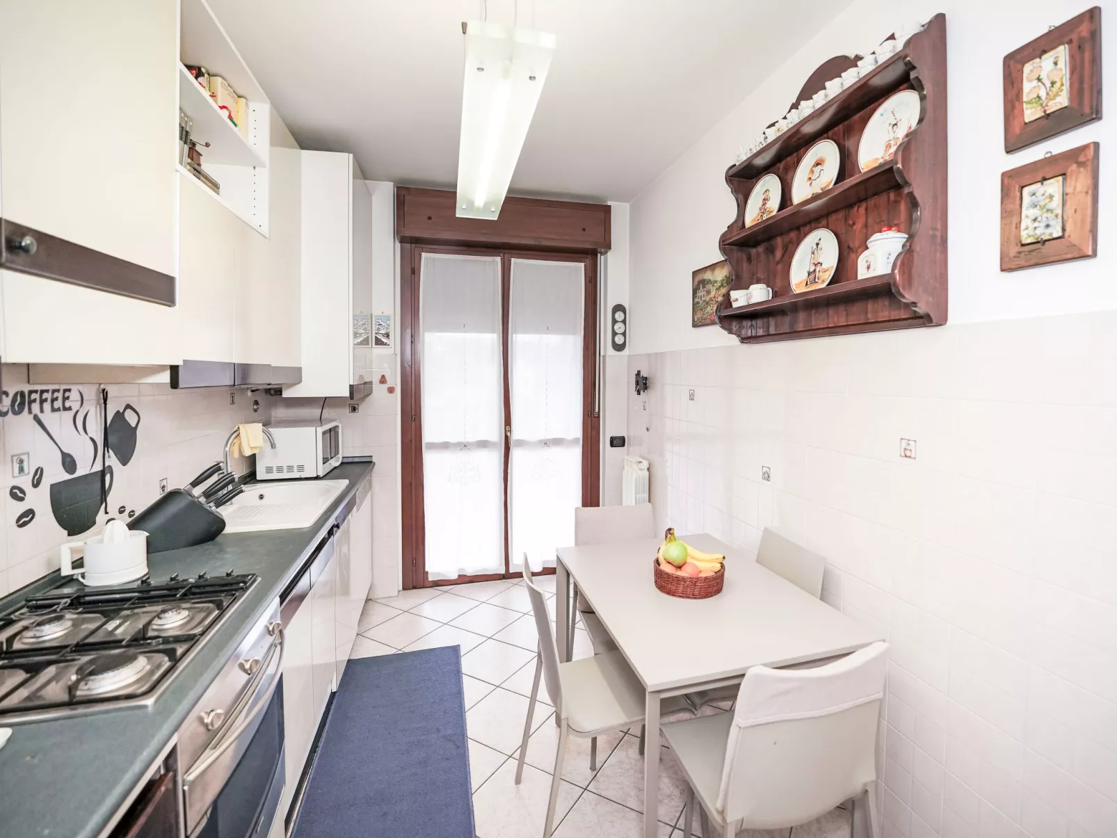 Grandmother's house - Binnen