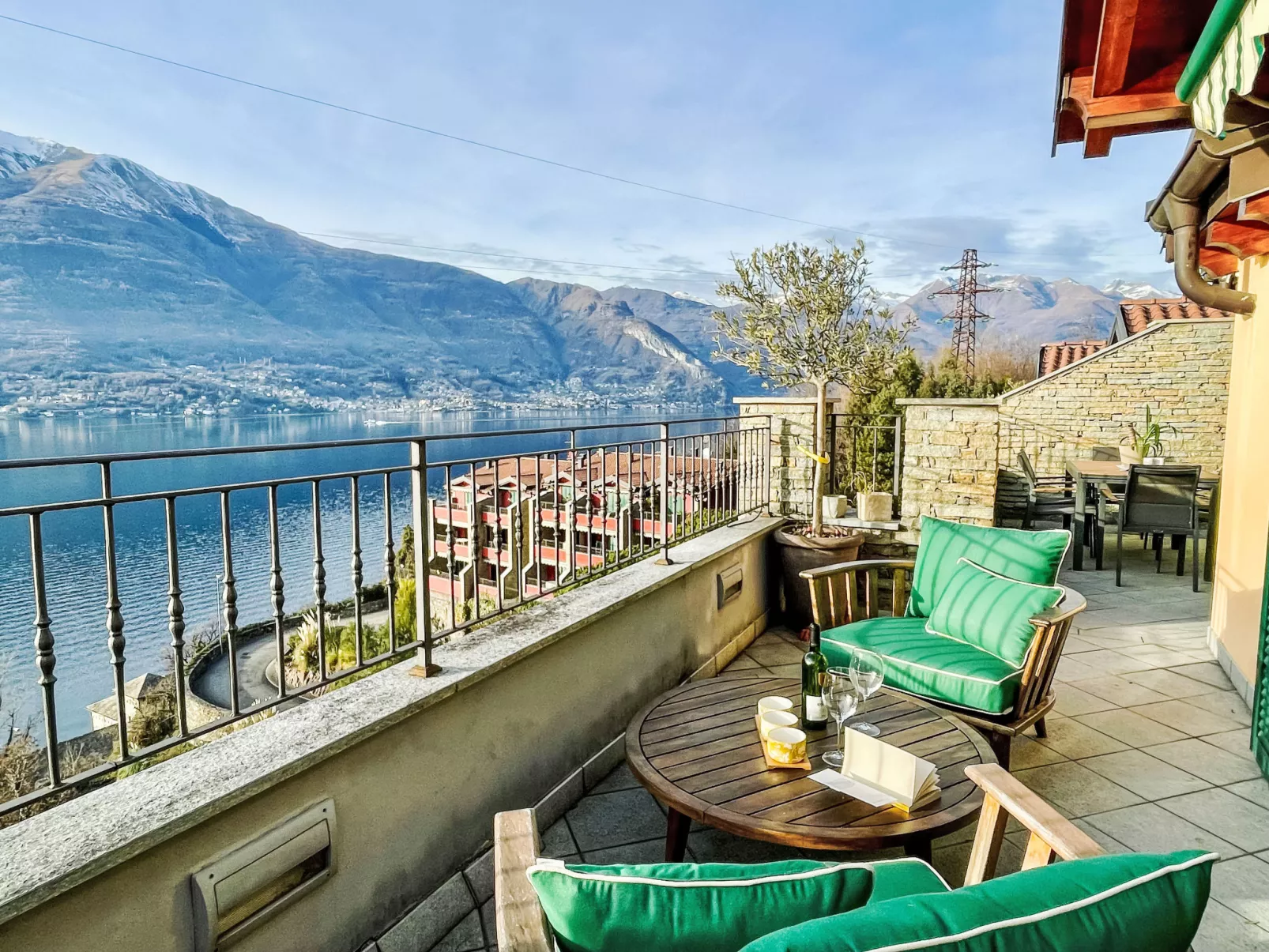 Lake View Penthouse - Buiten