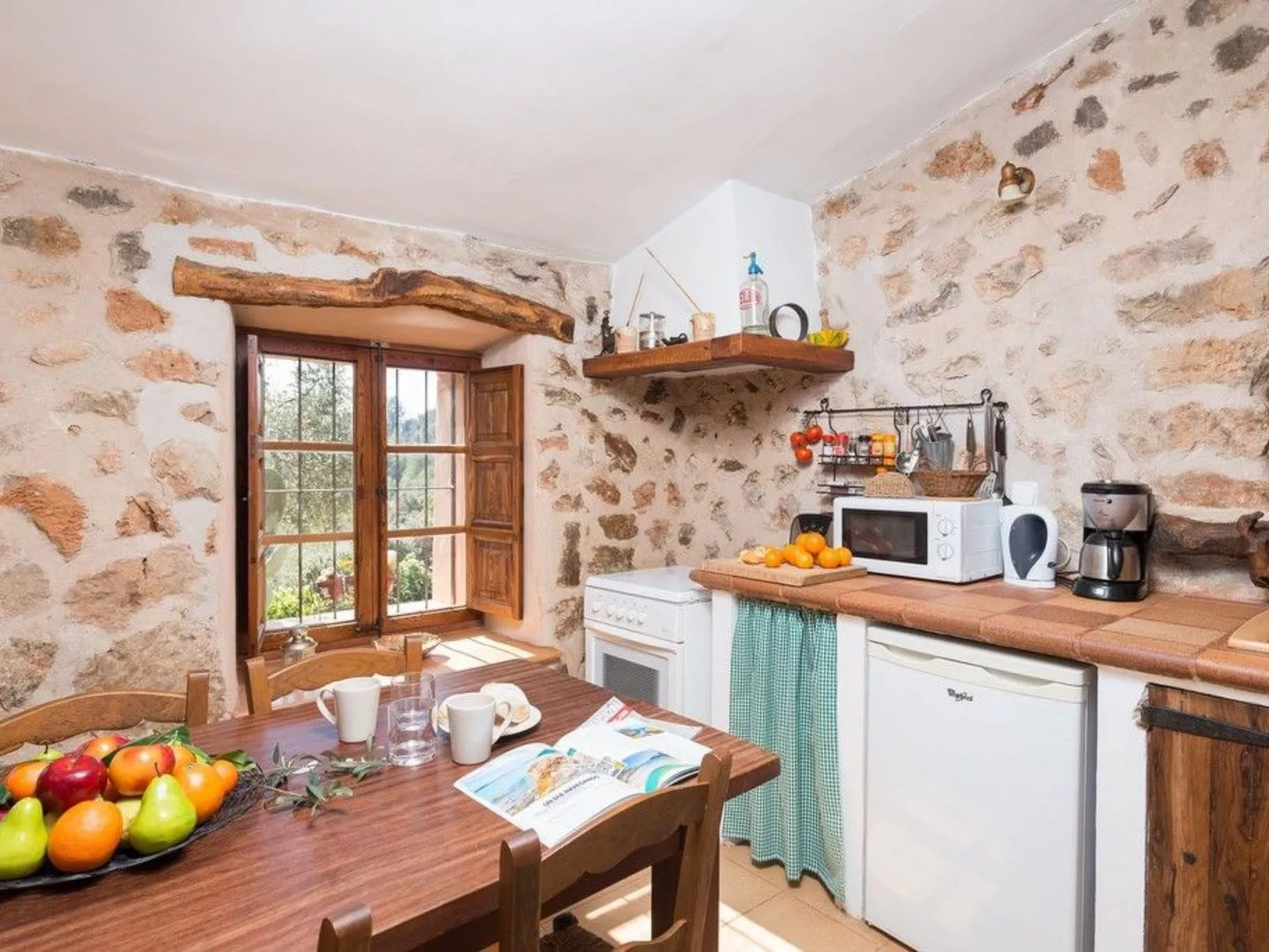 Berghütte in meeresnähe, ideal für ausflüge in die tramuntana-berge. - Image-tags.info