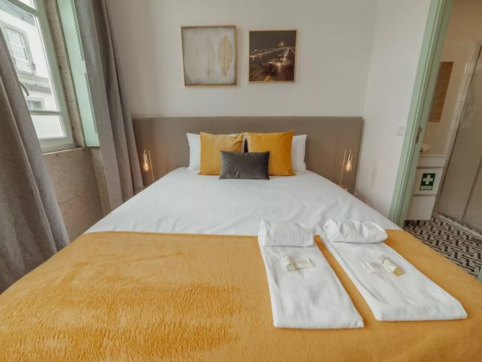 DOWNTOWN SUITE C by VACATIONY - Binnen