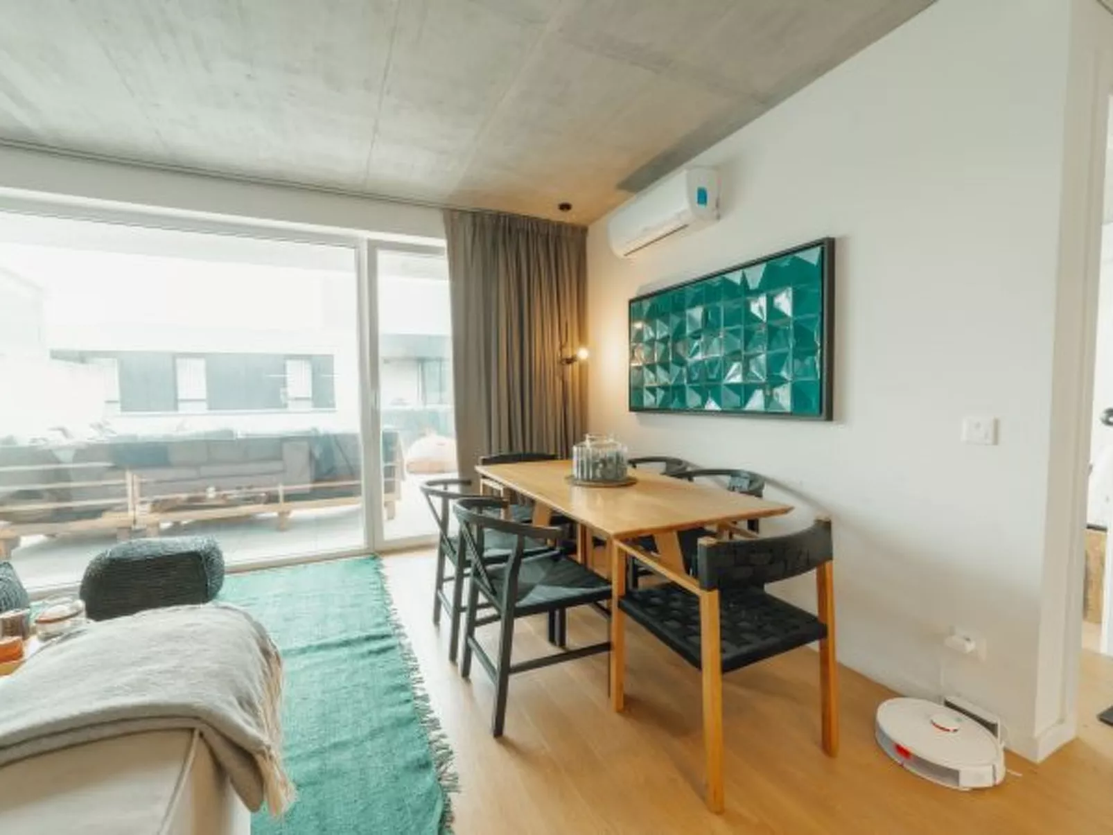 BEACH & SUN APARTMENT by VACATIONY - Binnen