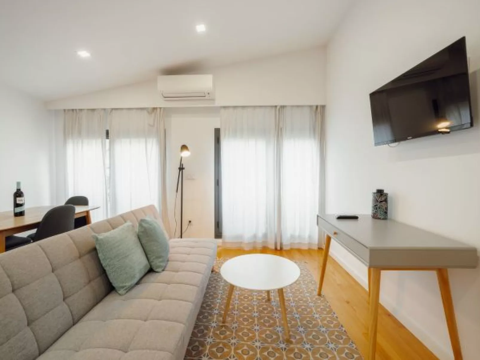COURTYARD OPORTO DESIGN APARTMENT M - Binnen