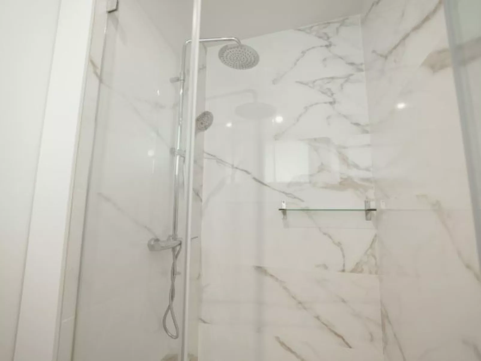 CARMO RESIDENCE PORTO - S. ANTONIO by VACATIONY - Binnen