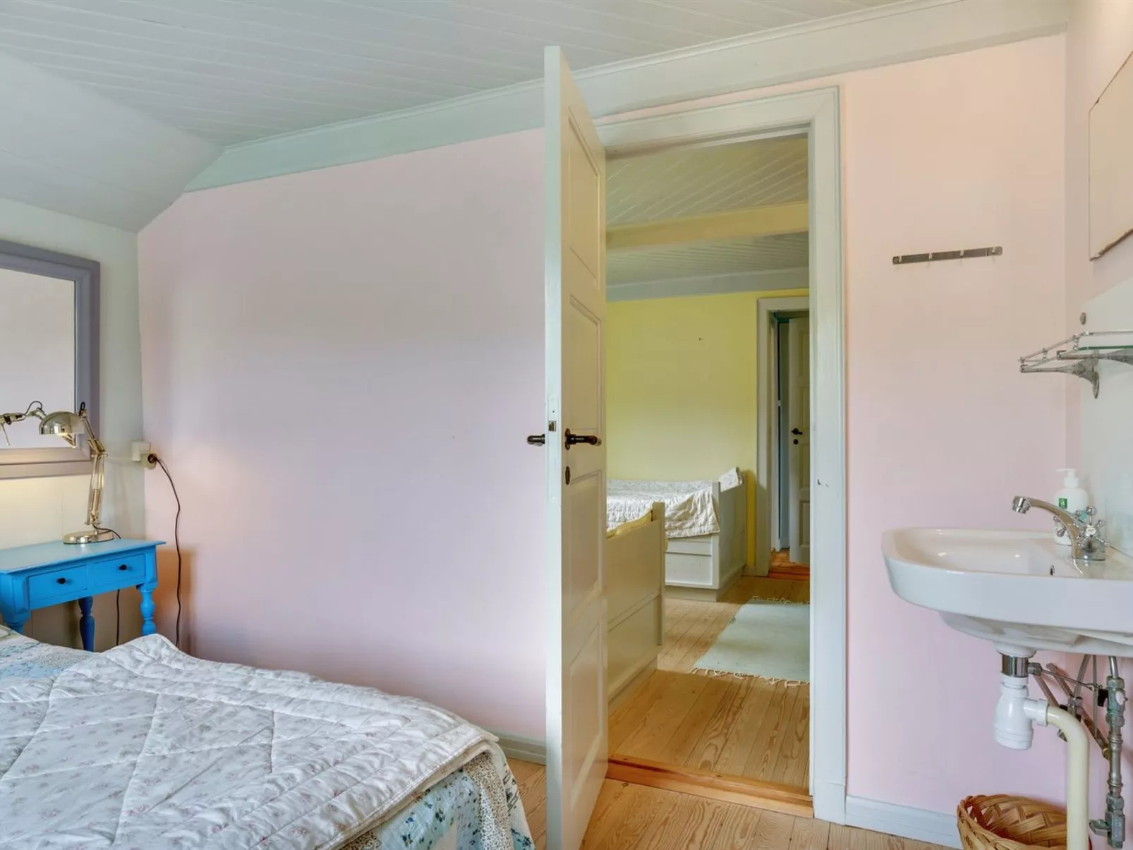 "Kuse" - 25m from the sea - Binnen