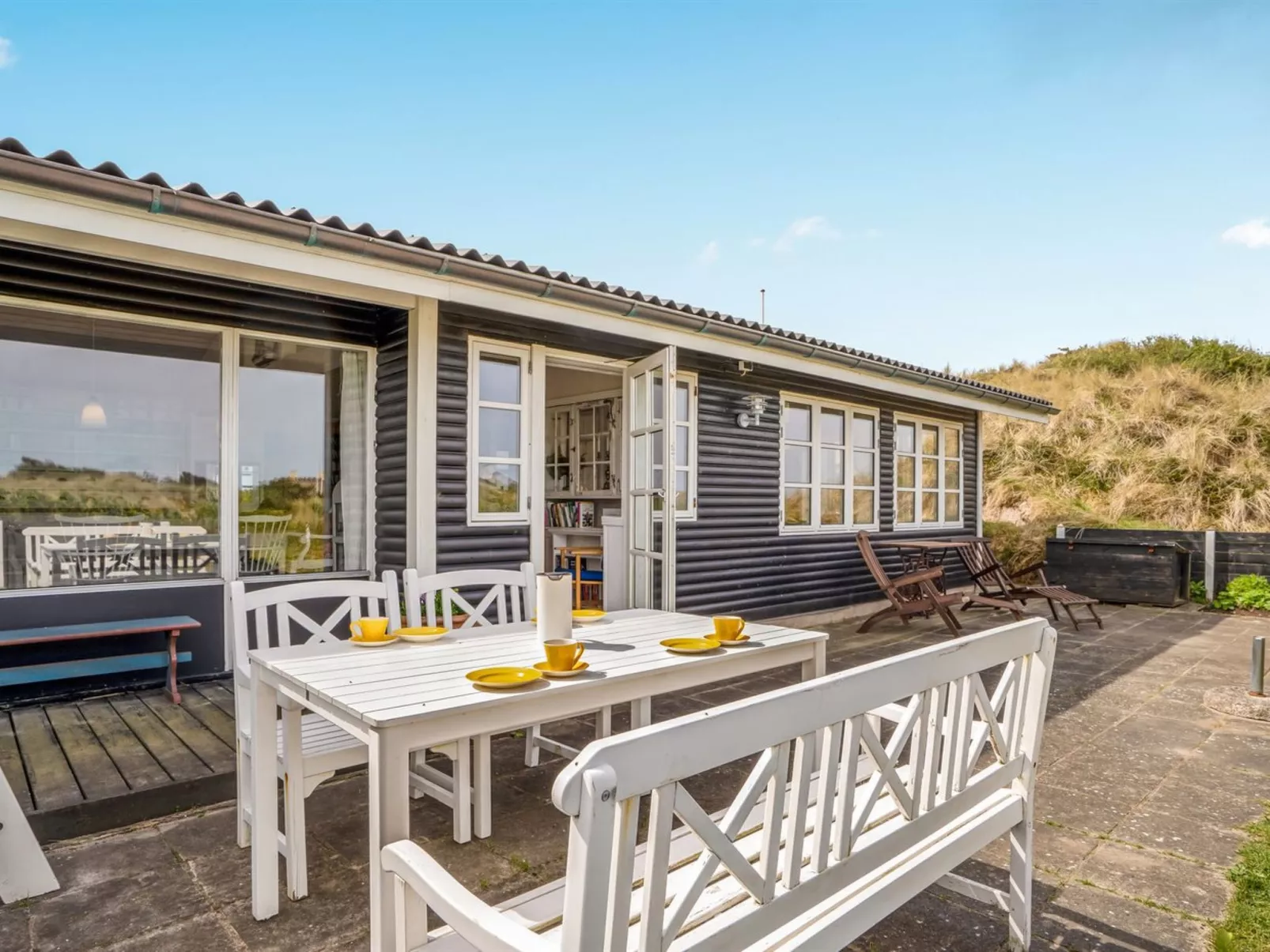 "Katri" - 500m from the sea - Buiten