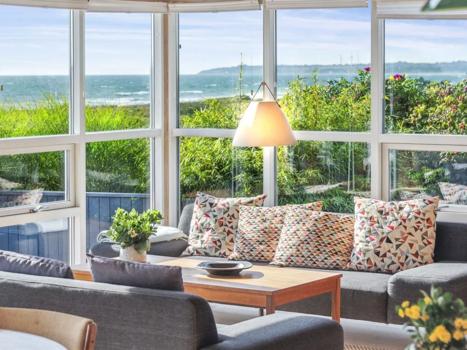 "Iivari" - 70m from the sea - Binnen