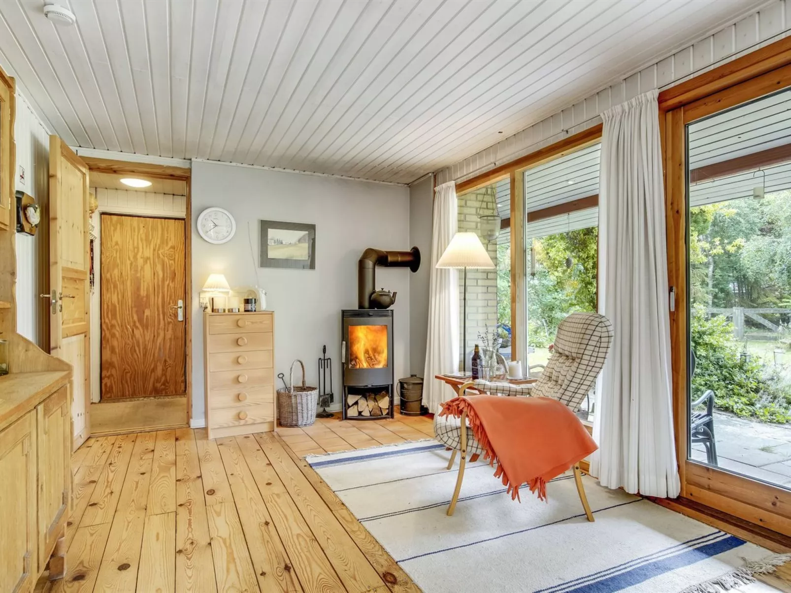 "Naili" - 750m from the sea - Binnen