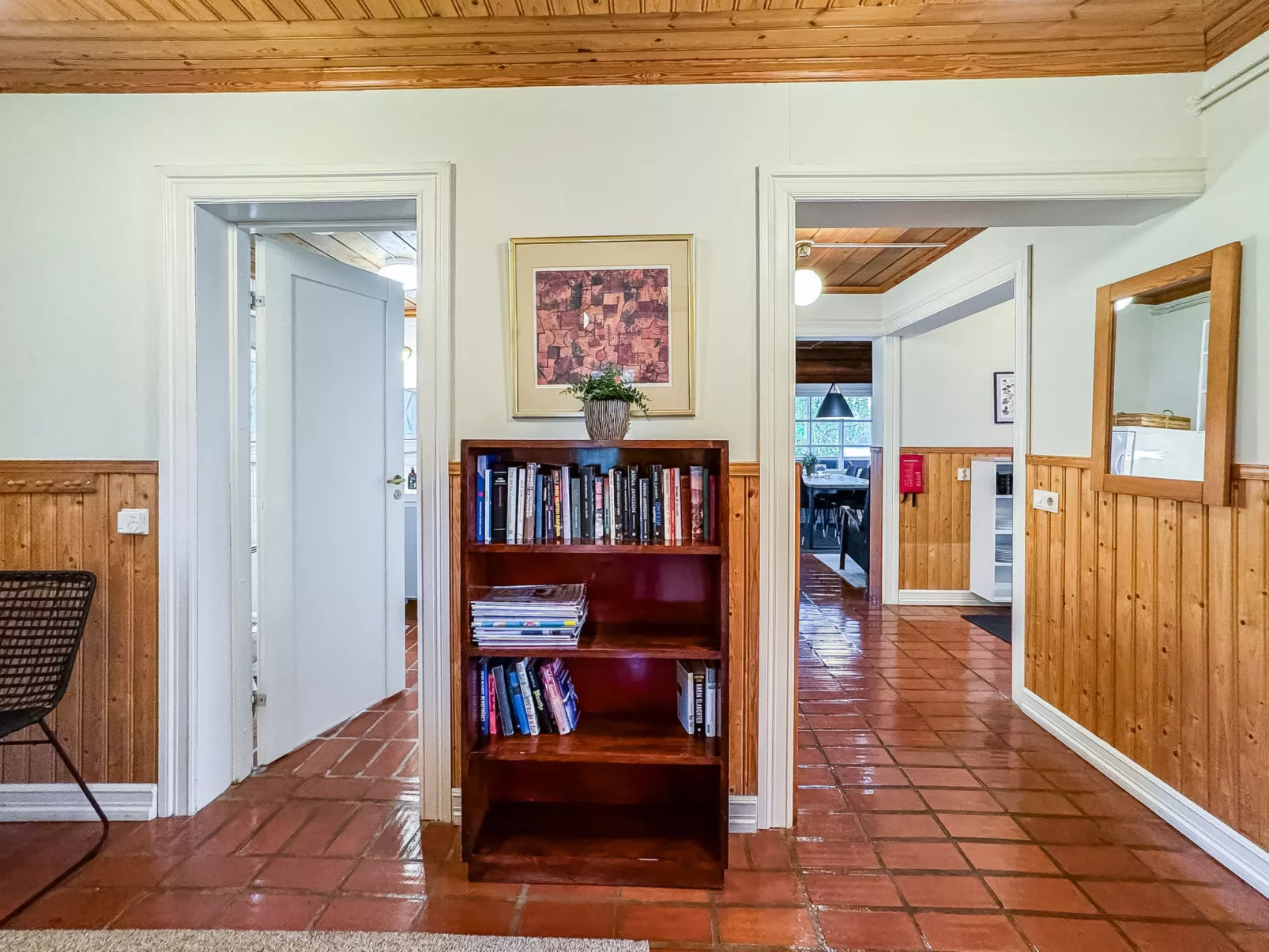 Peltosirkku - Binnen